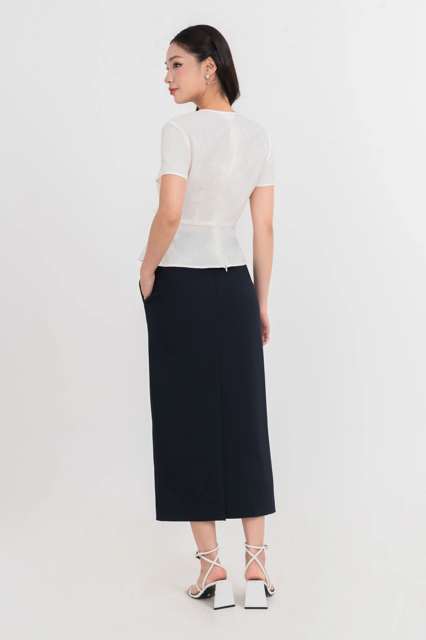 Áo sơ mi cách điệu Wrap
