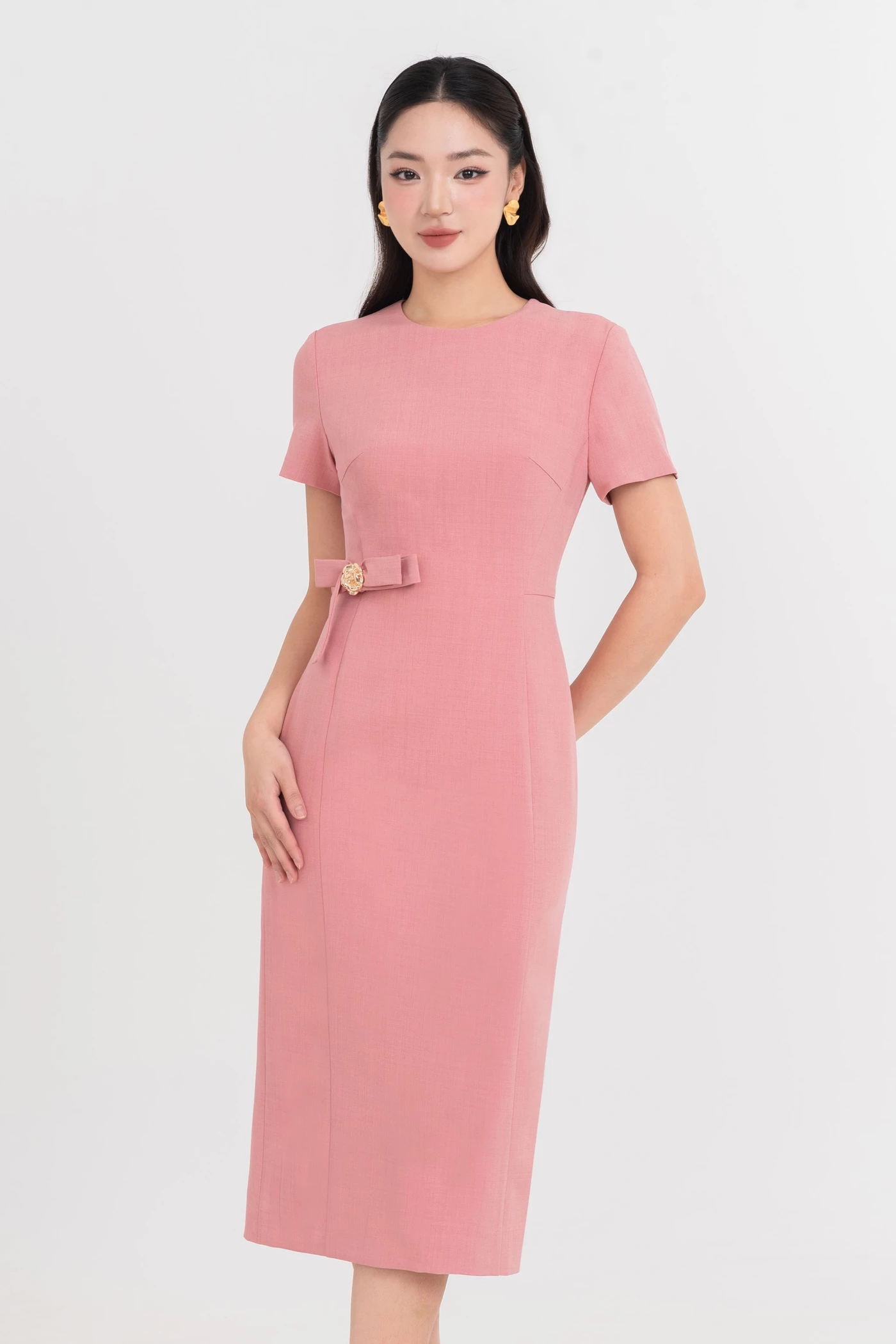 Đầm ôm Chic Bow