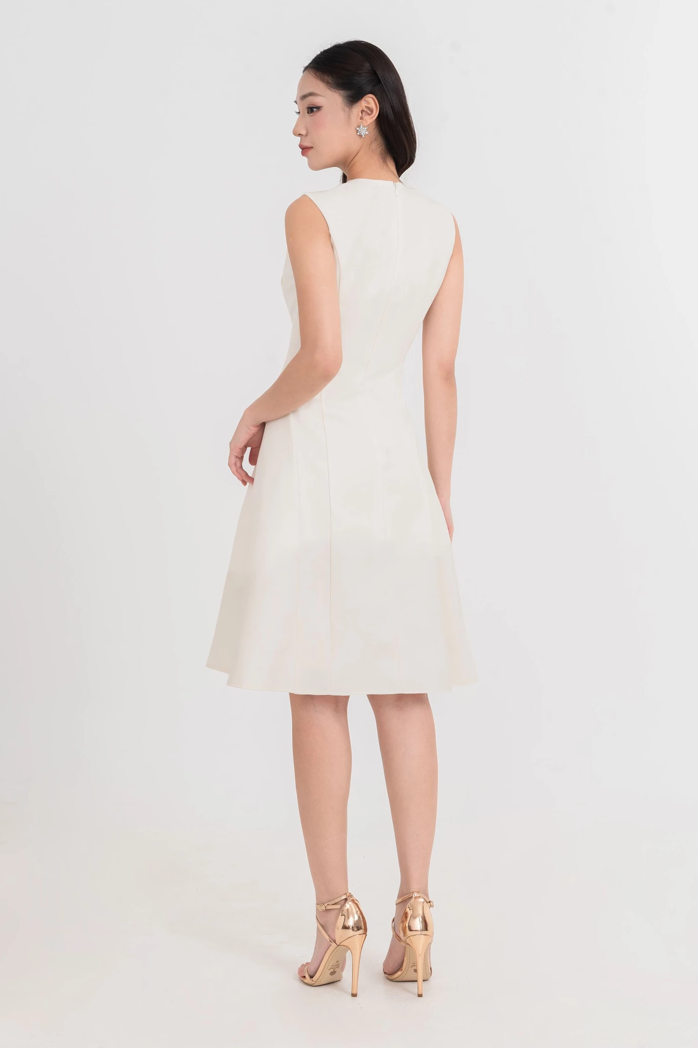 Đầm xòe Elegant Simplicity