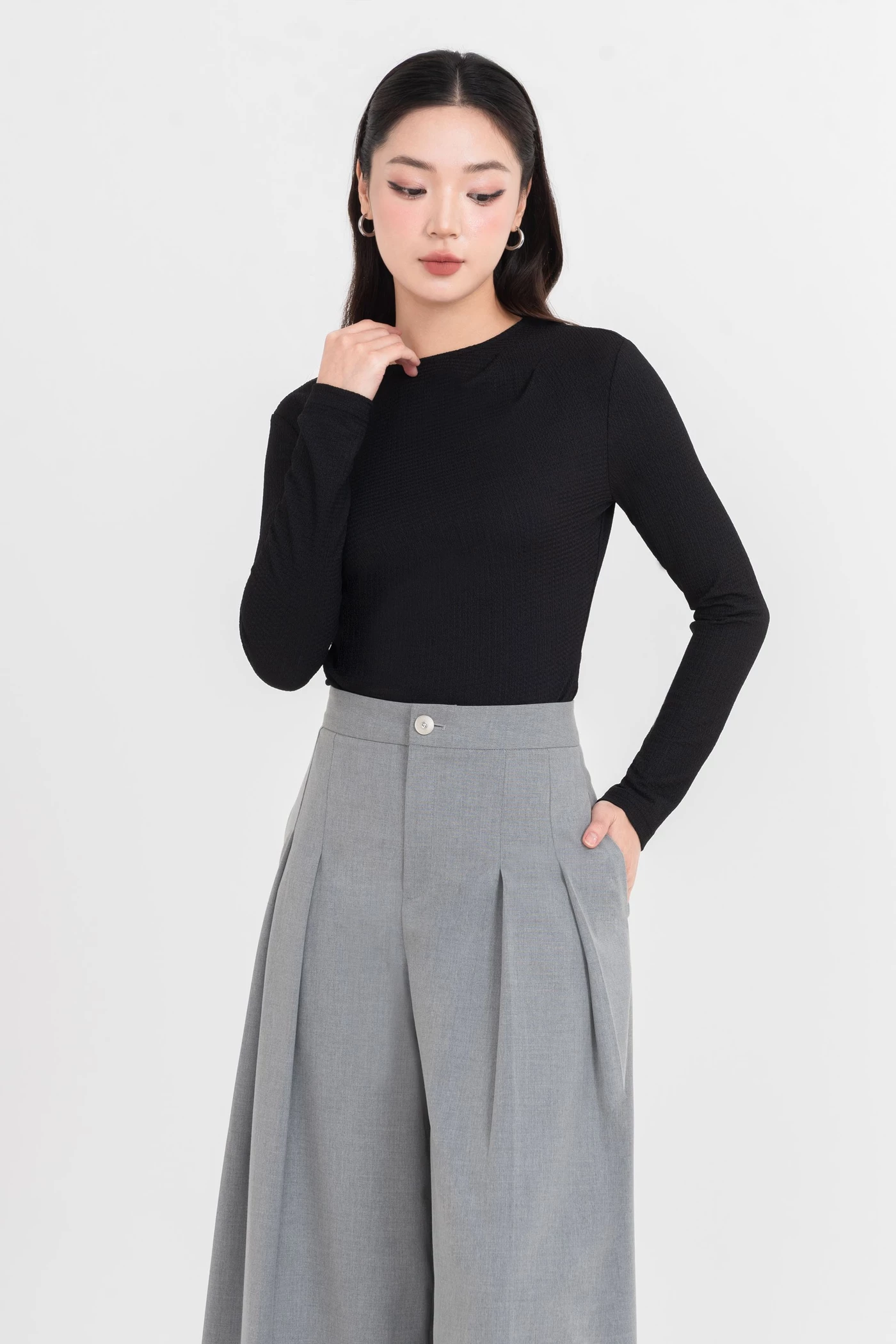 Quần suông xếp ly Urban Classic