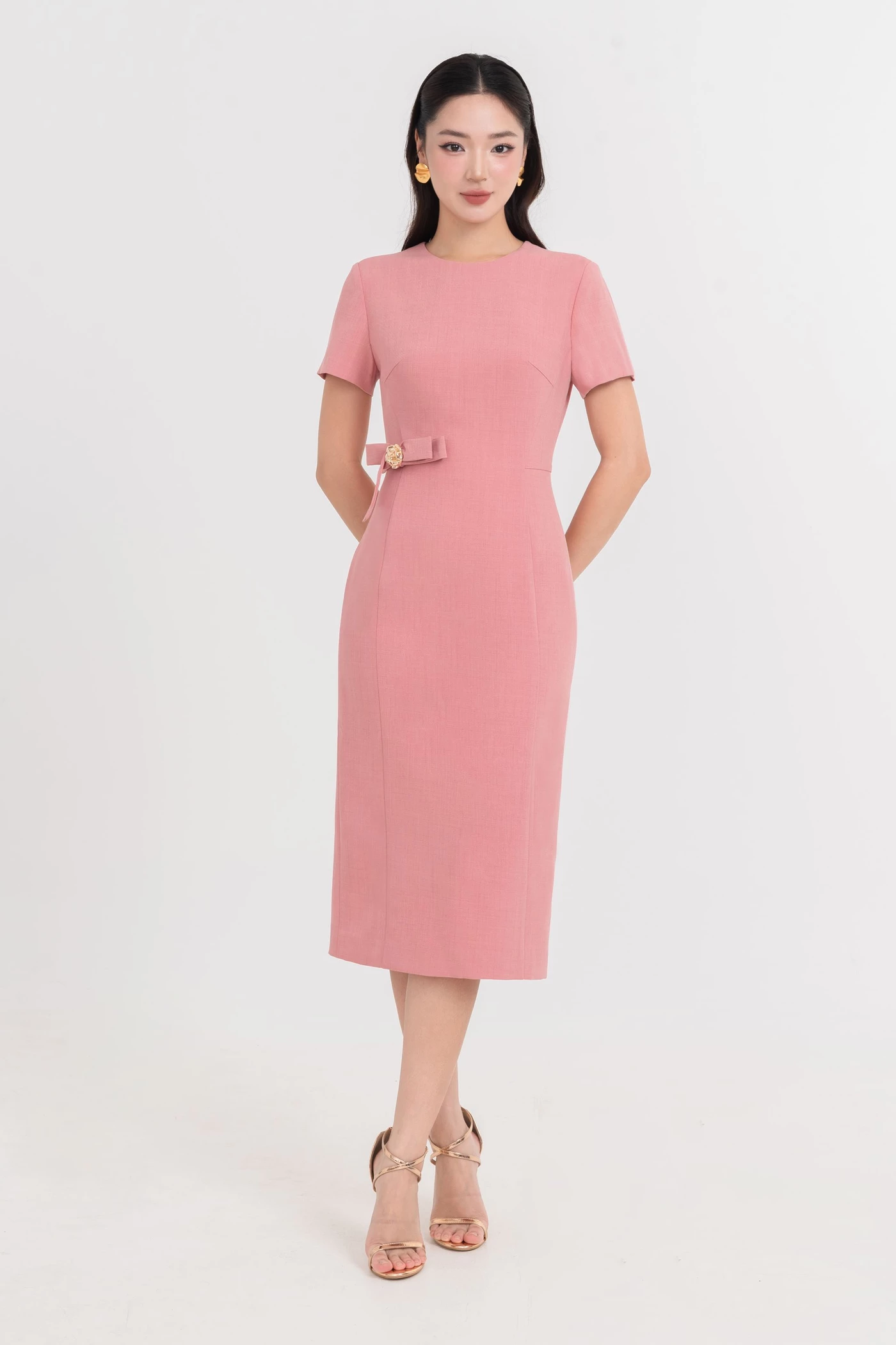 Đầm ôm Chic Bow