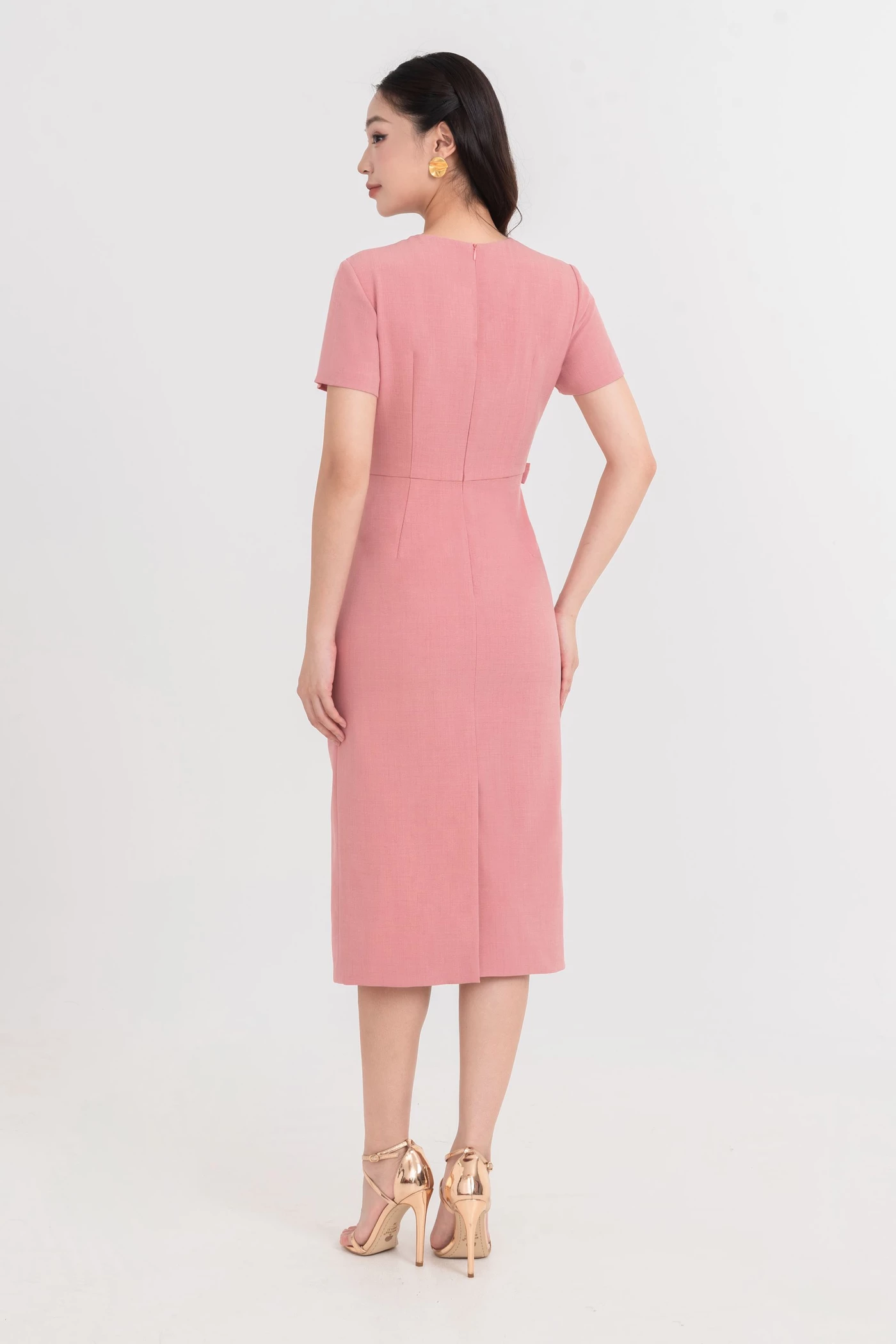 Đầm ôm Chic Bow