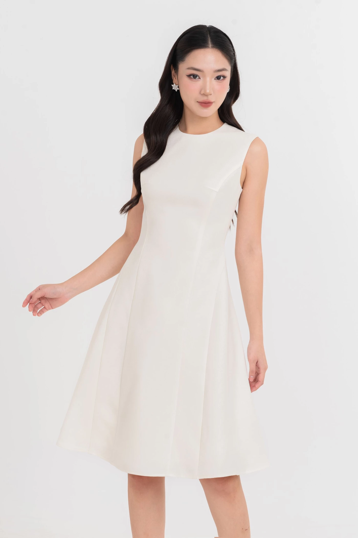 Đầm xòe Elegant Simplicity