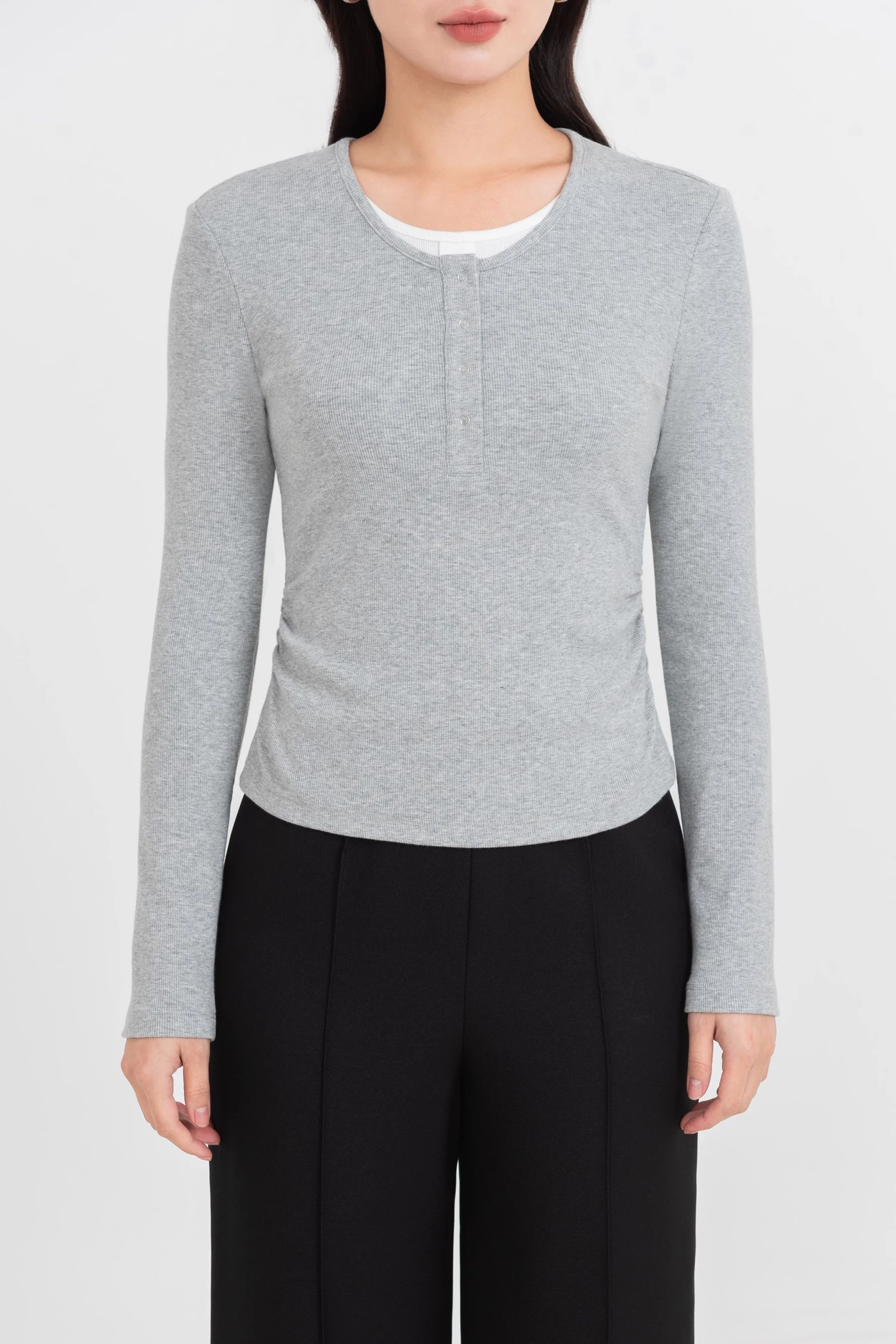 Áo thun dài tay Basic Chic
