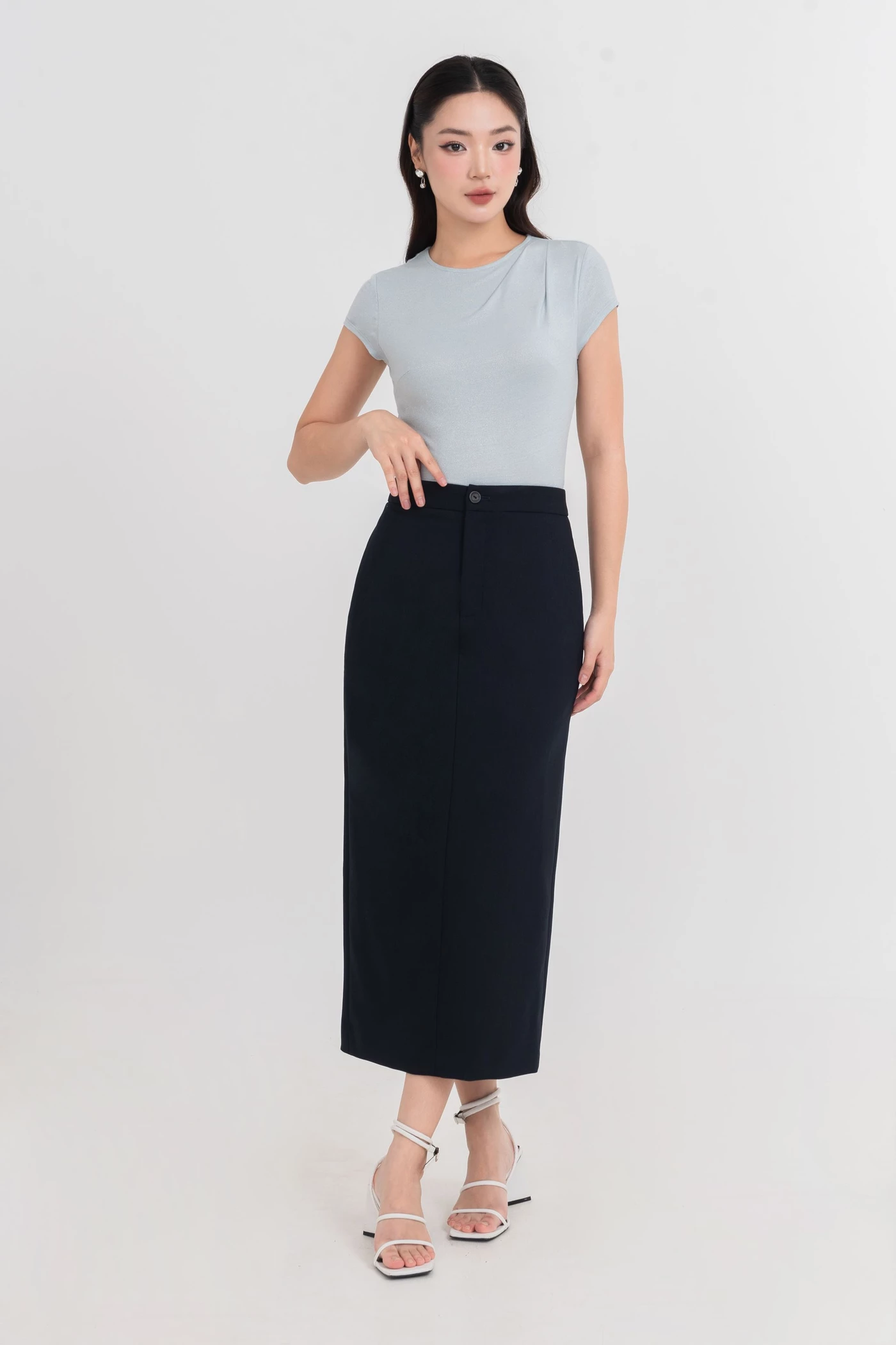 Simple Pleat Tee - Áo thun xếp ly