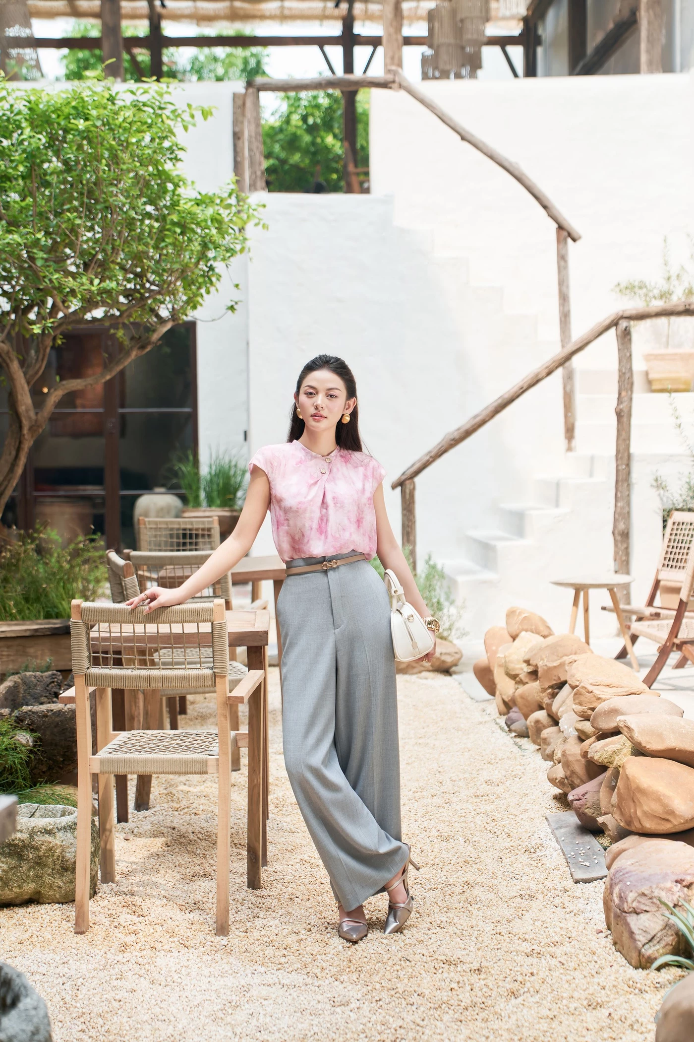 Áo sơ mi lụa Petal Blouse