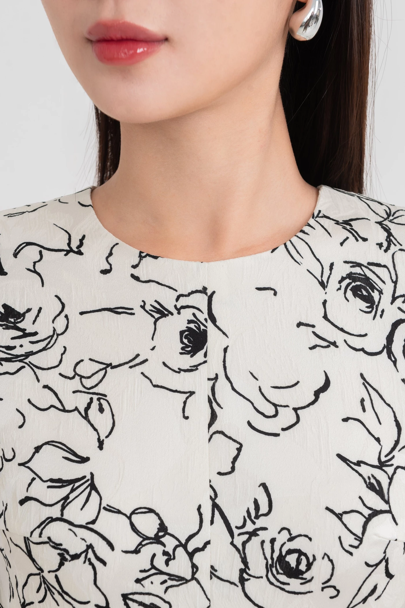 Đầm lụa tay dài Floral