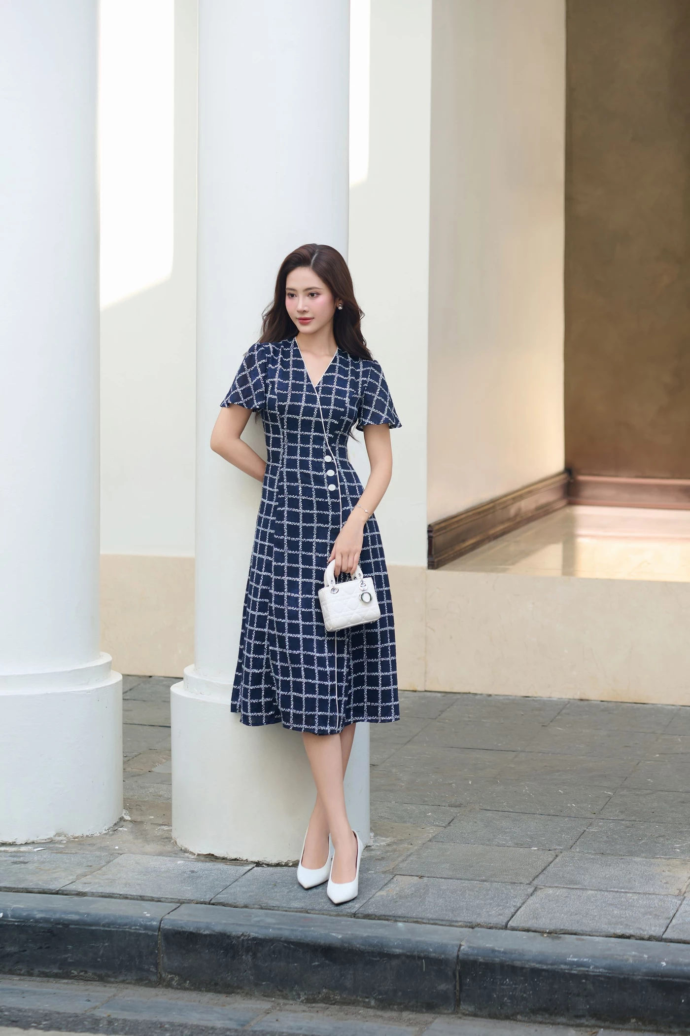 Đầm caro xòe Chic Flared