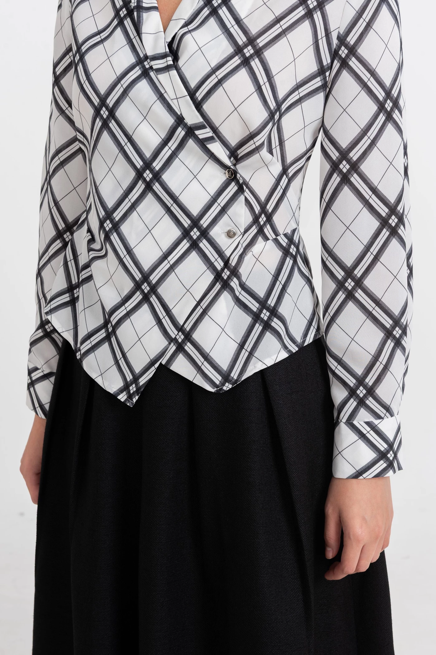 Áo sơ mi caro cổ vest Grace