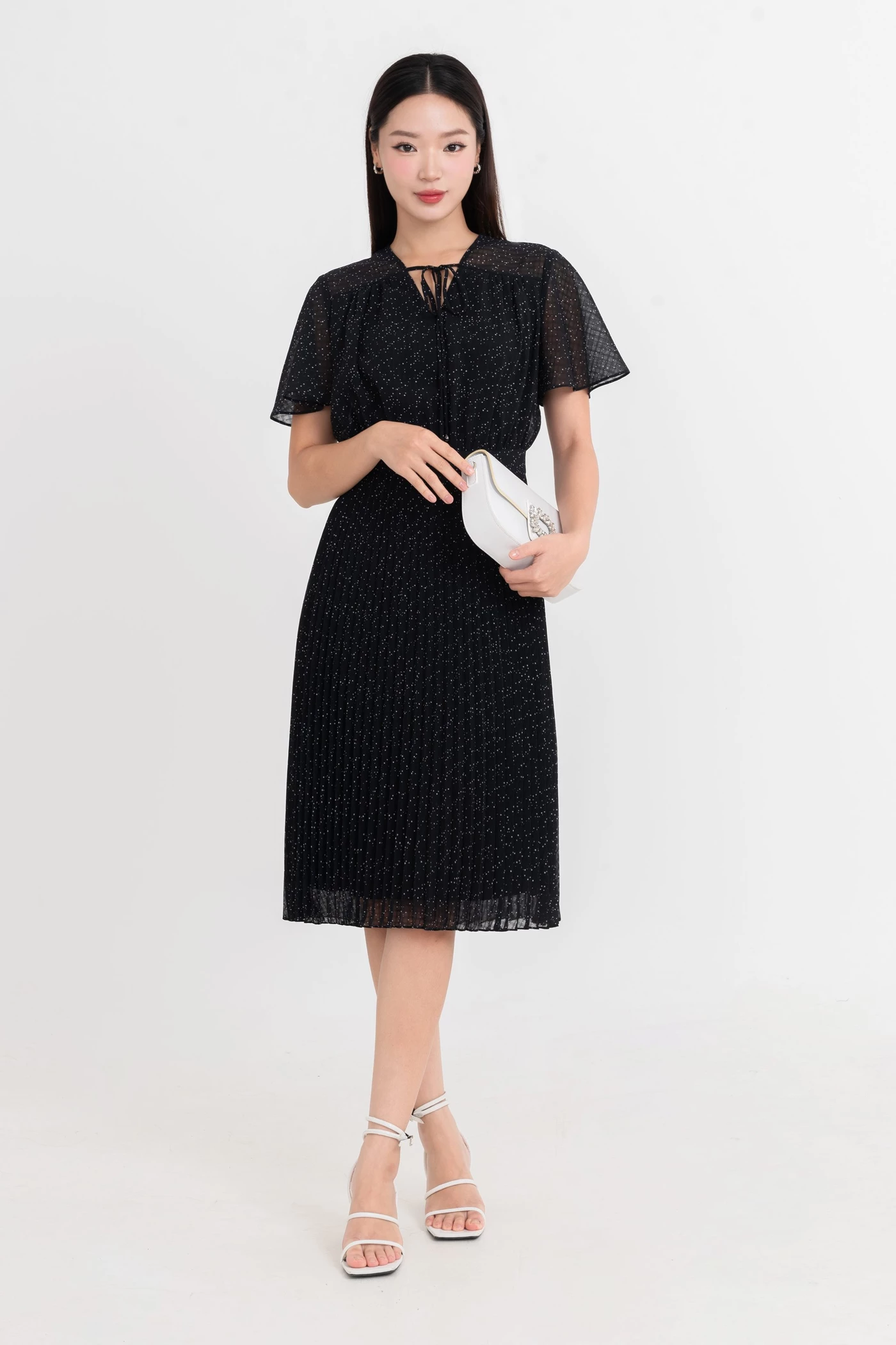 Đầm chấm bi Clara Pleated