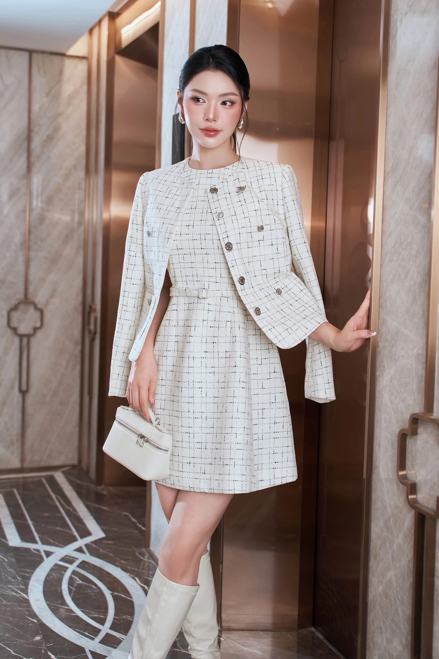 Áo khoác Tweed Cổ Tròn Classy