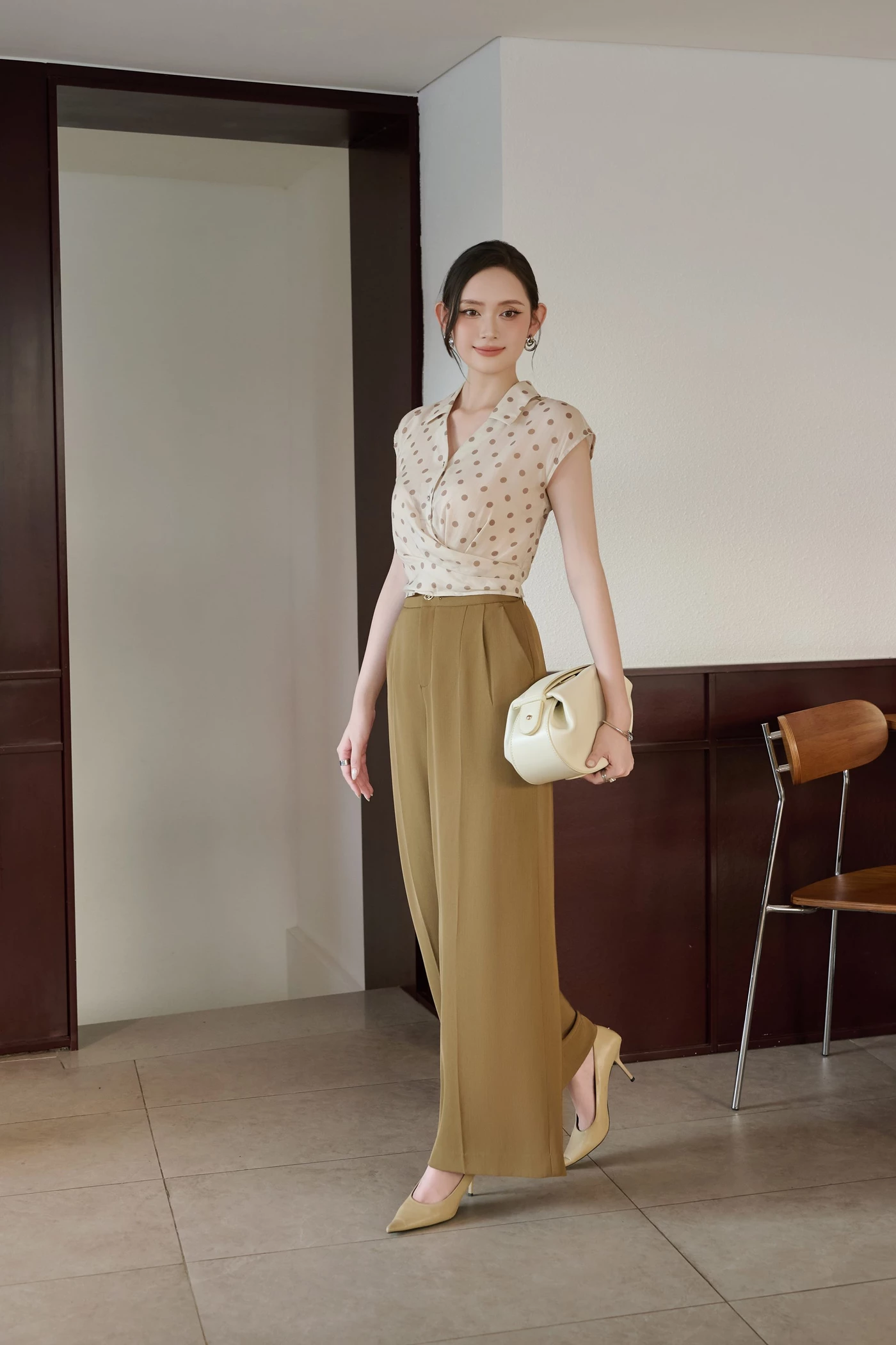 Quần Tây ống suông Subtle