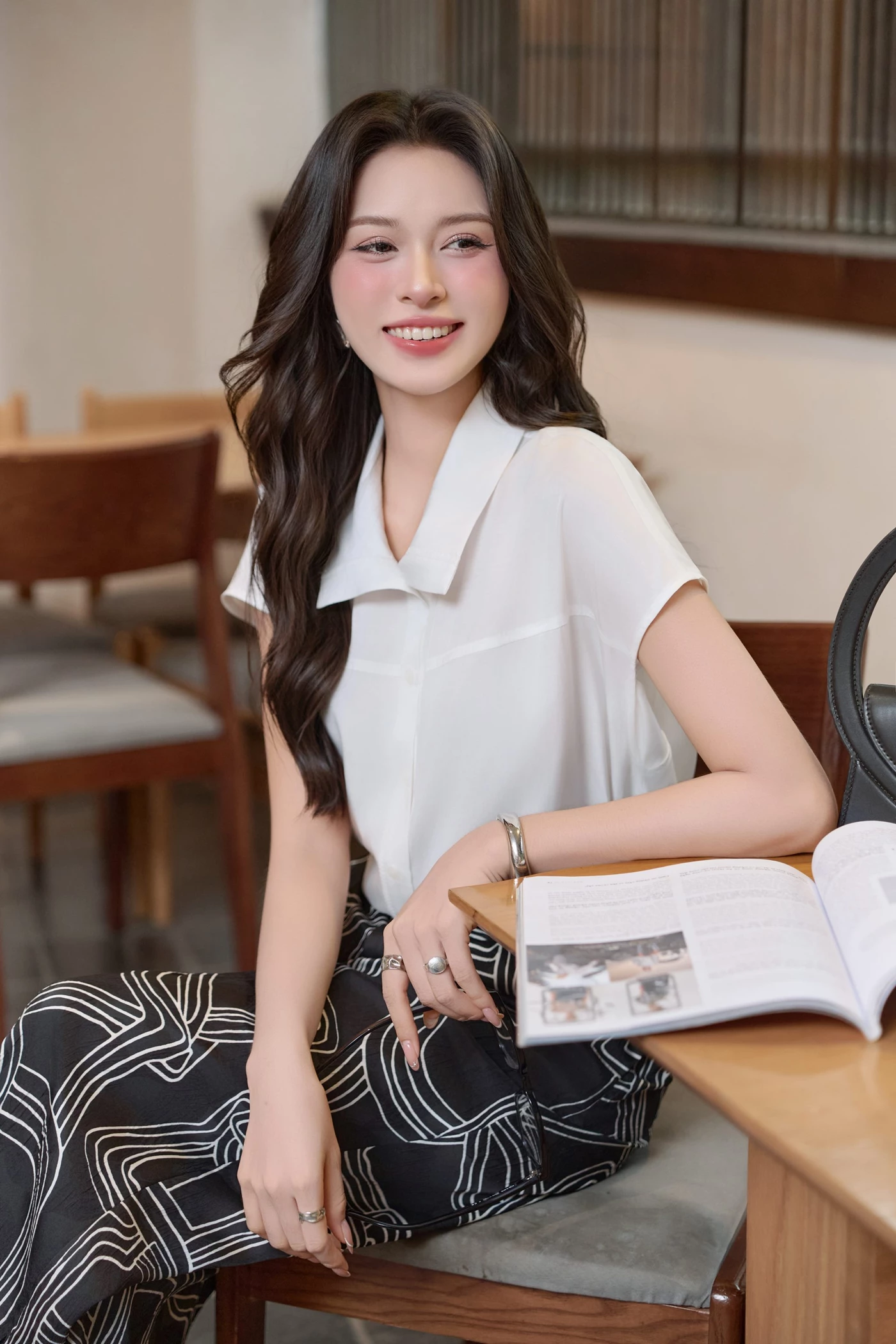 Áo sơ mi lụa tay liền