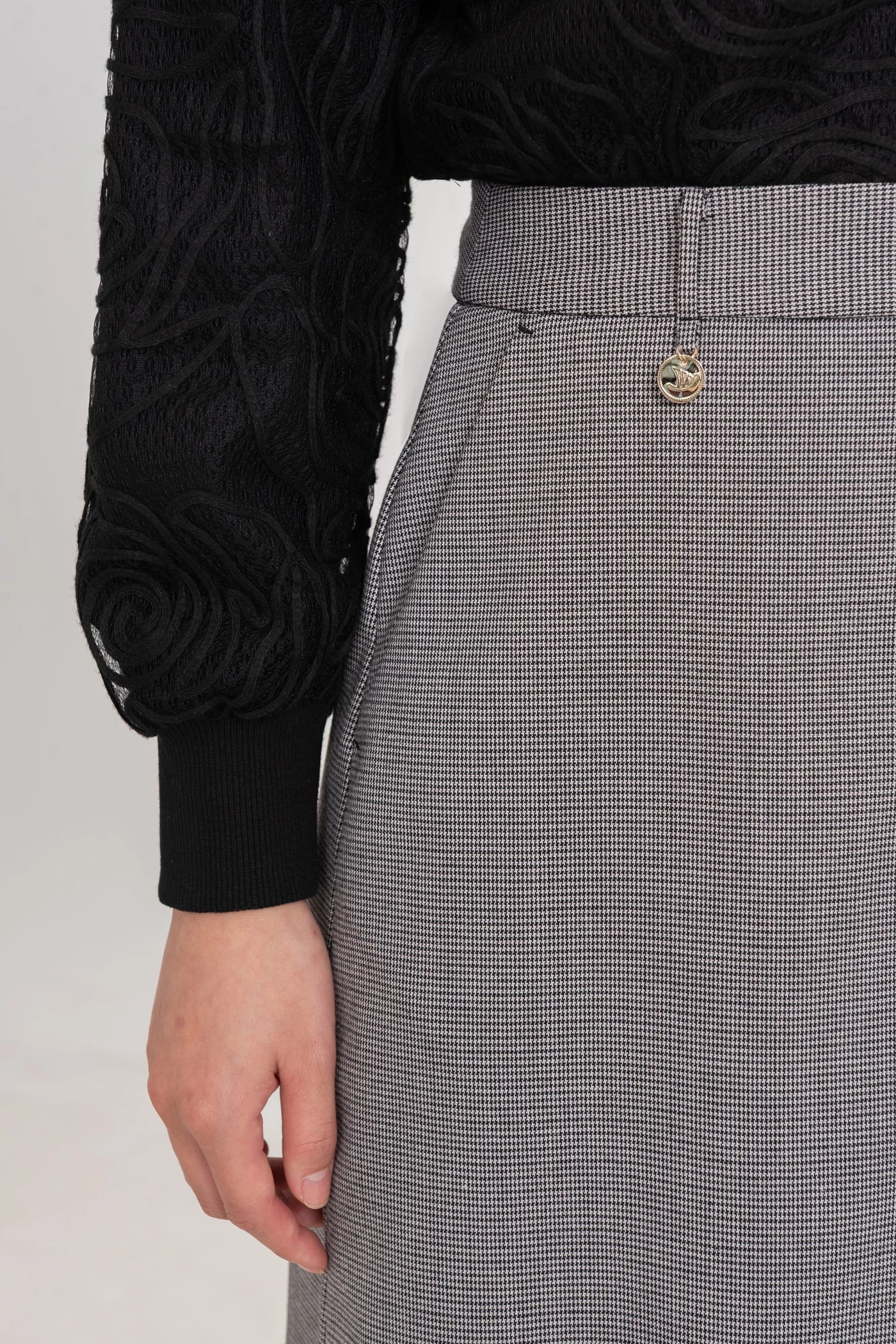 Chân váy Tuytsi kẻ