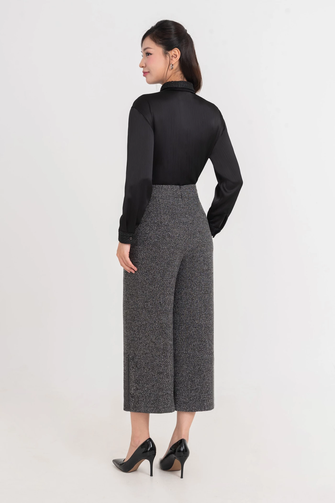 Áo sơ mi lụa Elegant