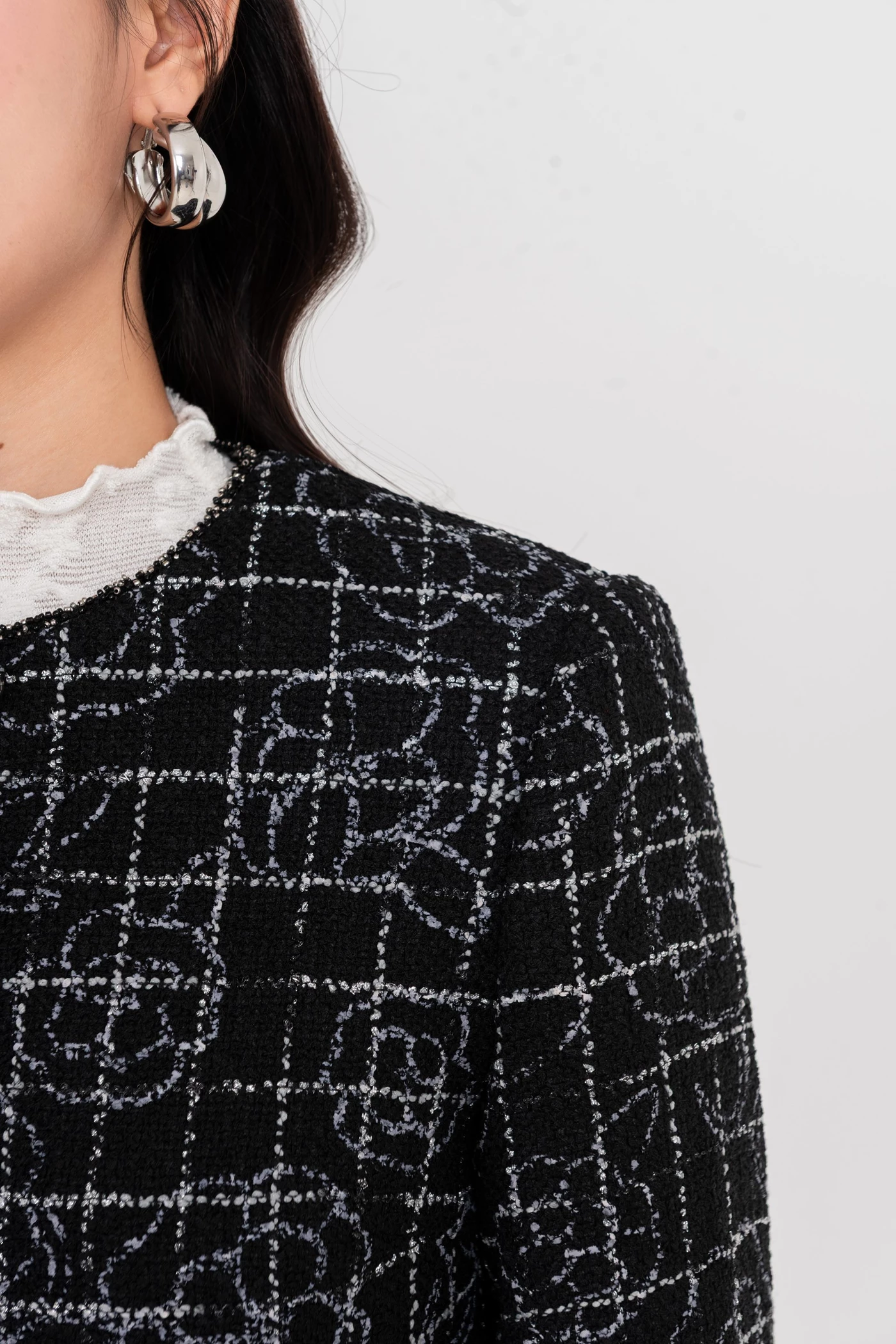 Áo khoác Tweed dáng ngắn