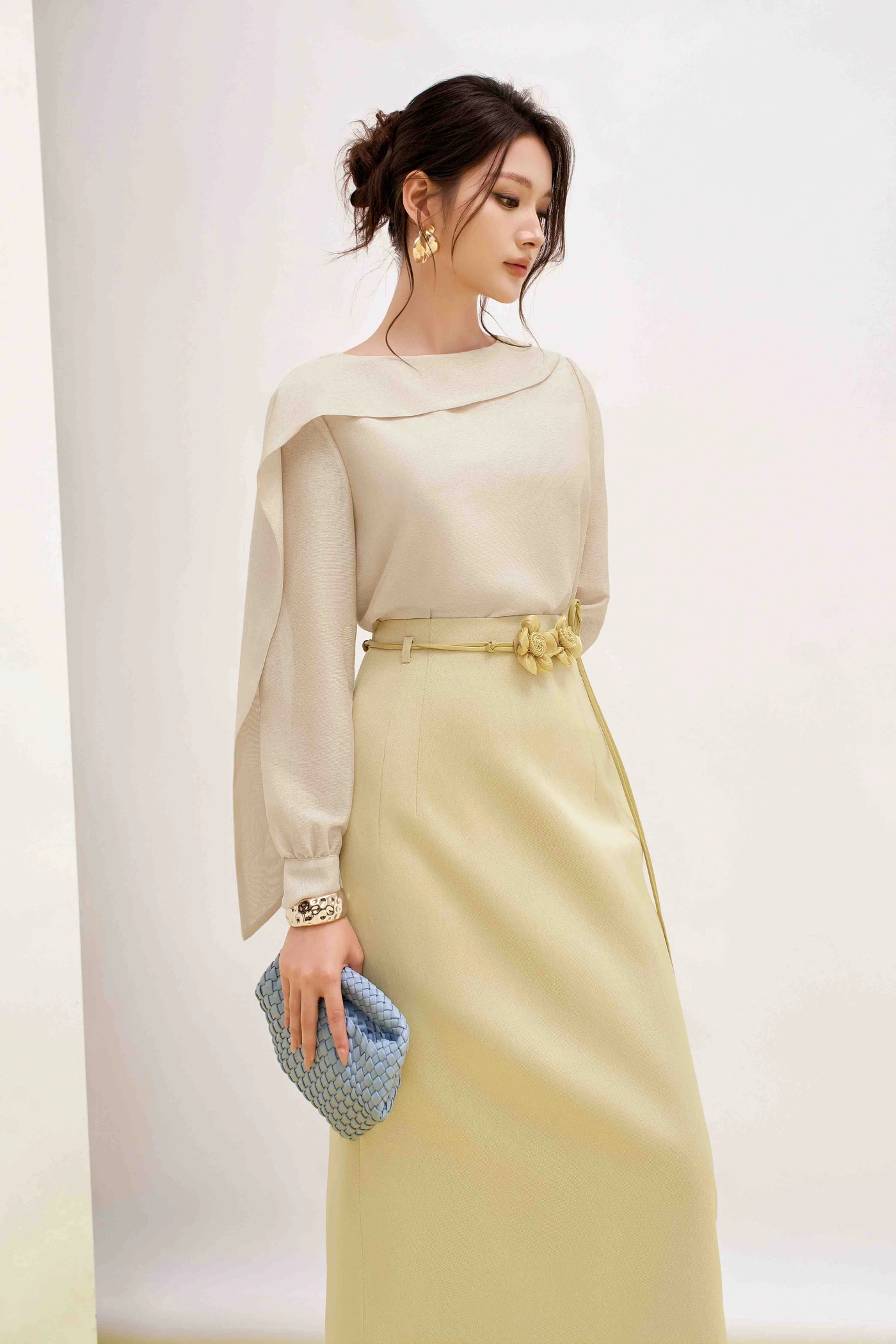 Áo sơ mi lụa Layered Bow