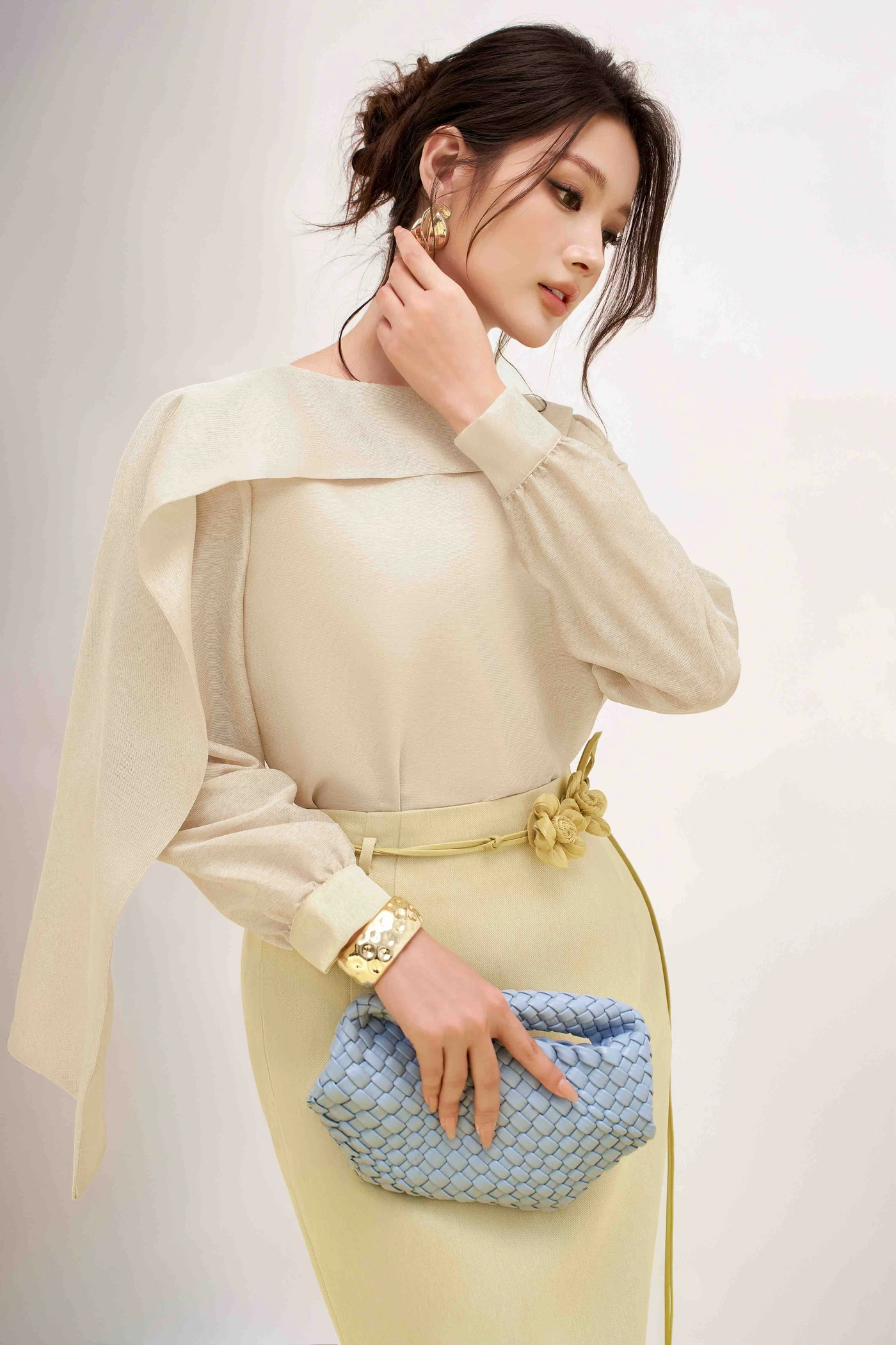 Áo sơ mi lụa Layered Bow