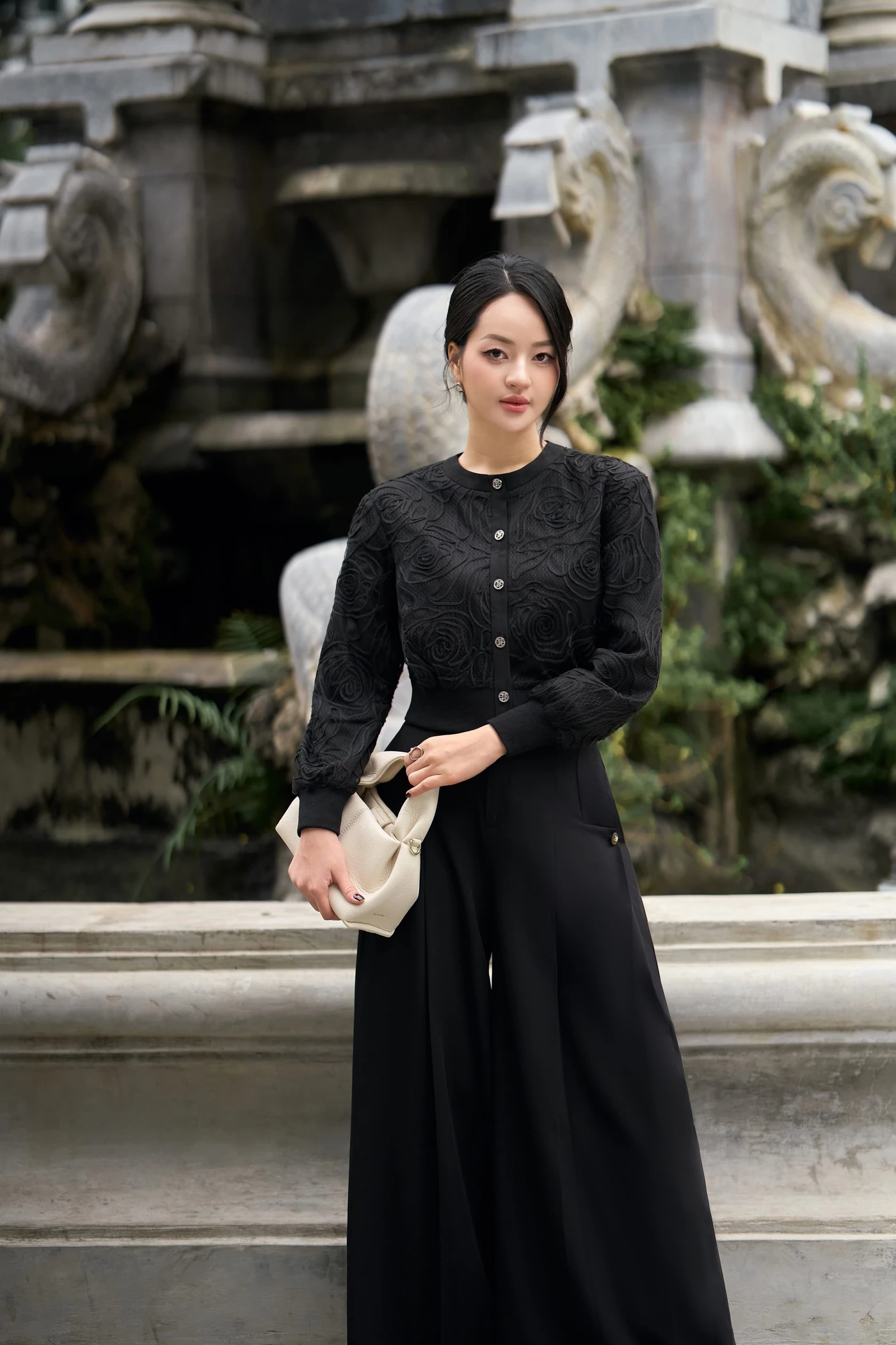 Áo khoác ren dệt kim Floral