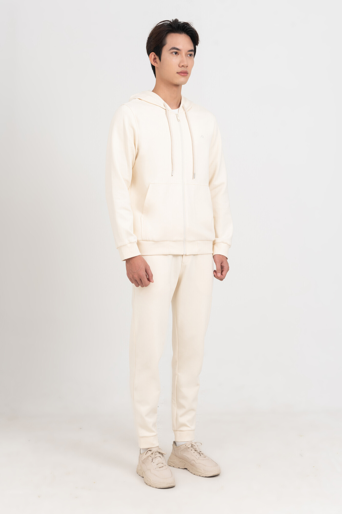 Quần nỉ dài Sportswear