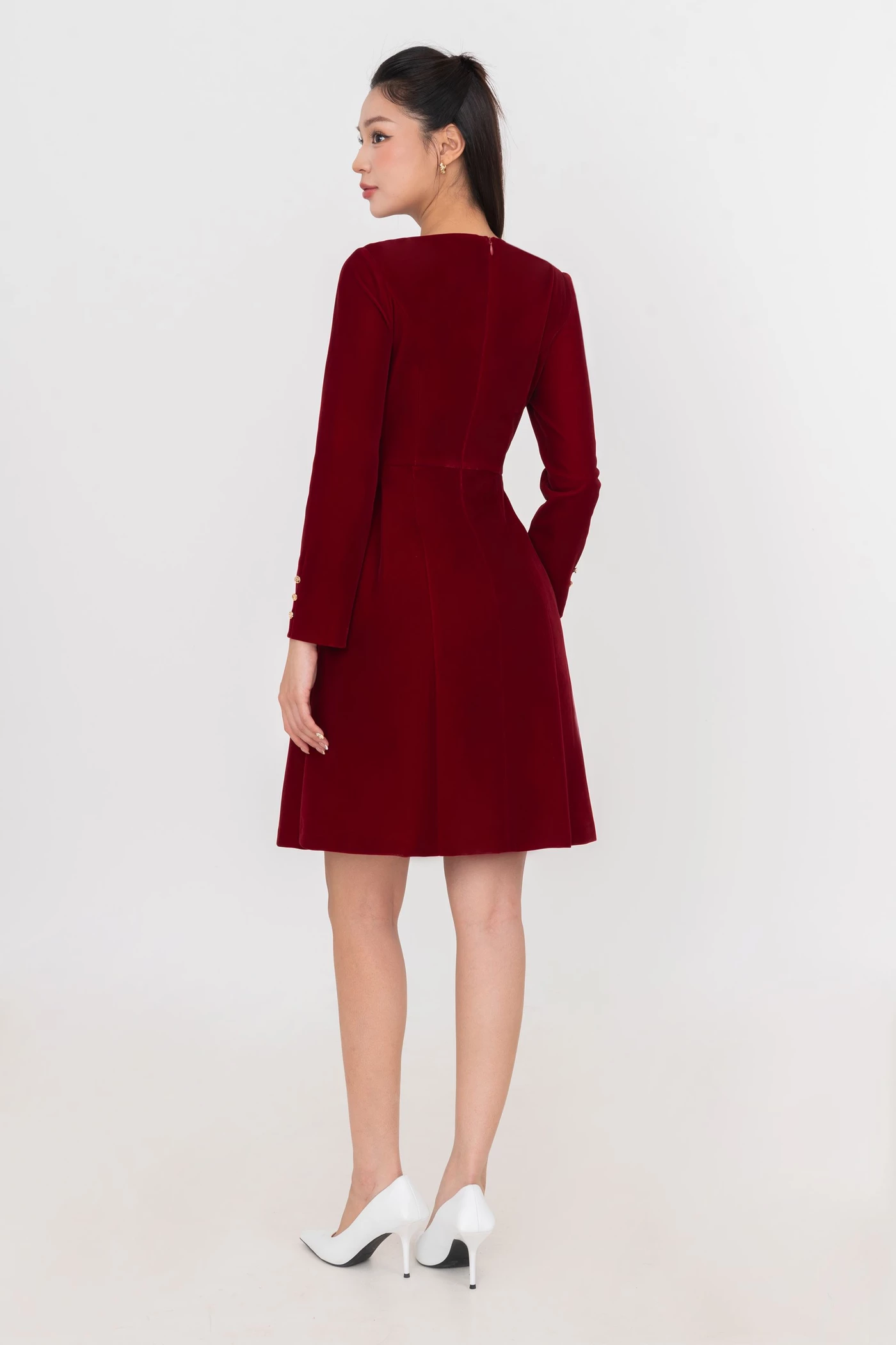 Đầm nhung đỏ Maroon