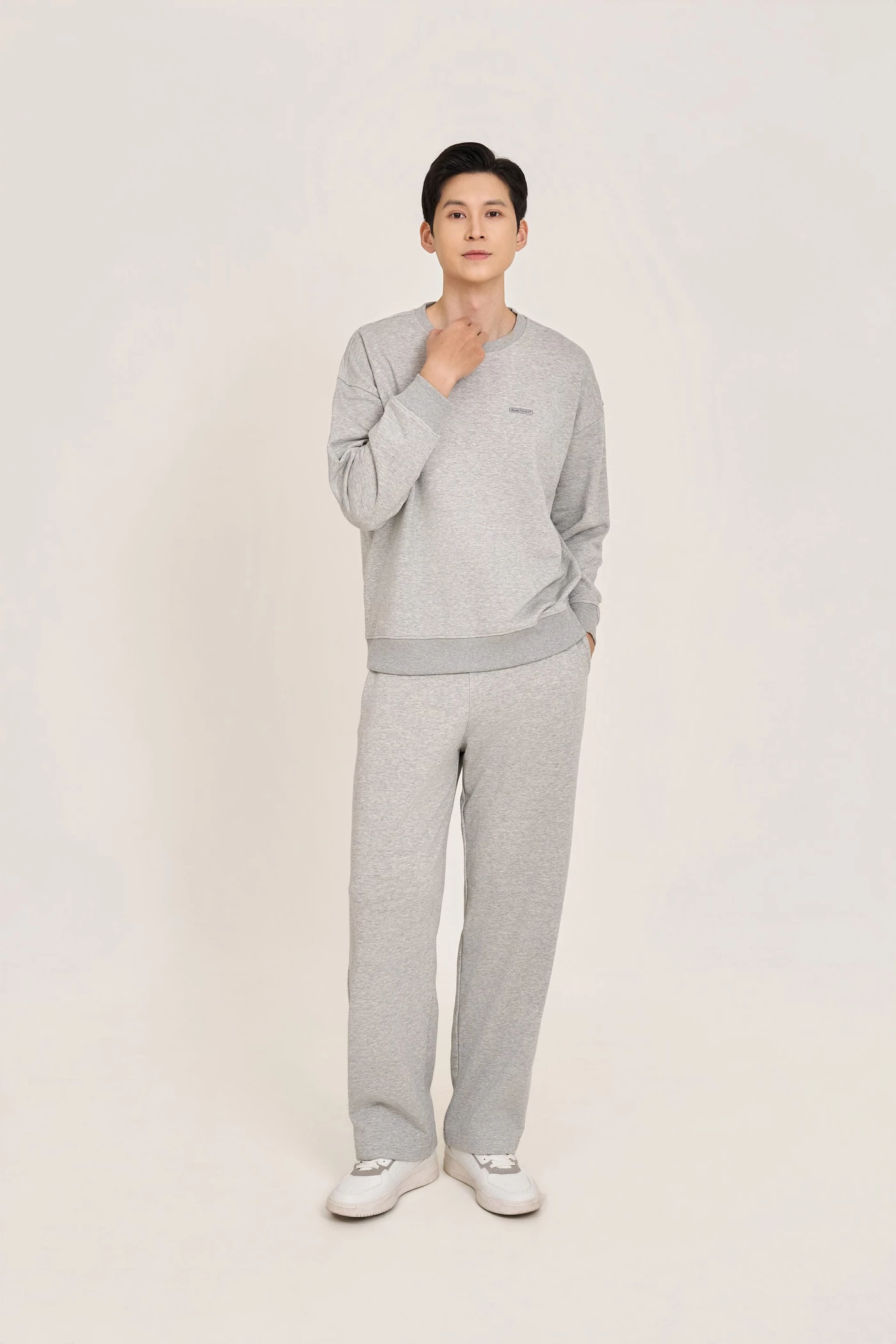 Áo thun Relaxed Sleek