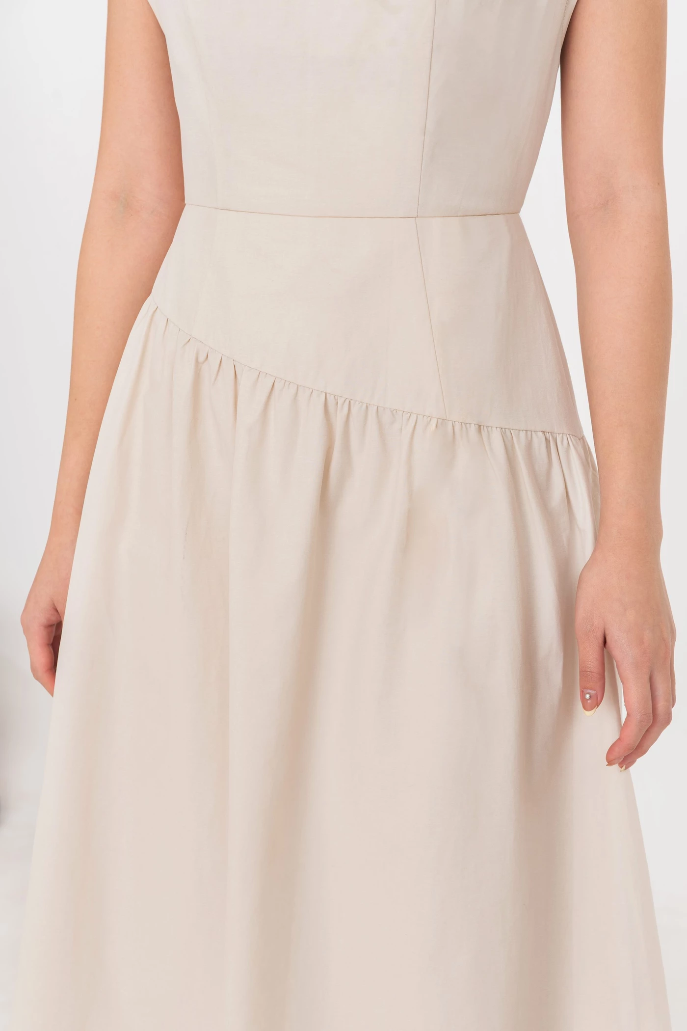 Đầm xòe thắt eo ELYSIA