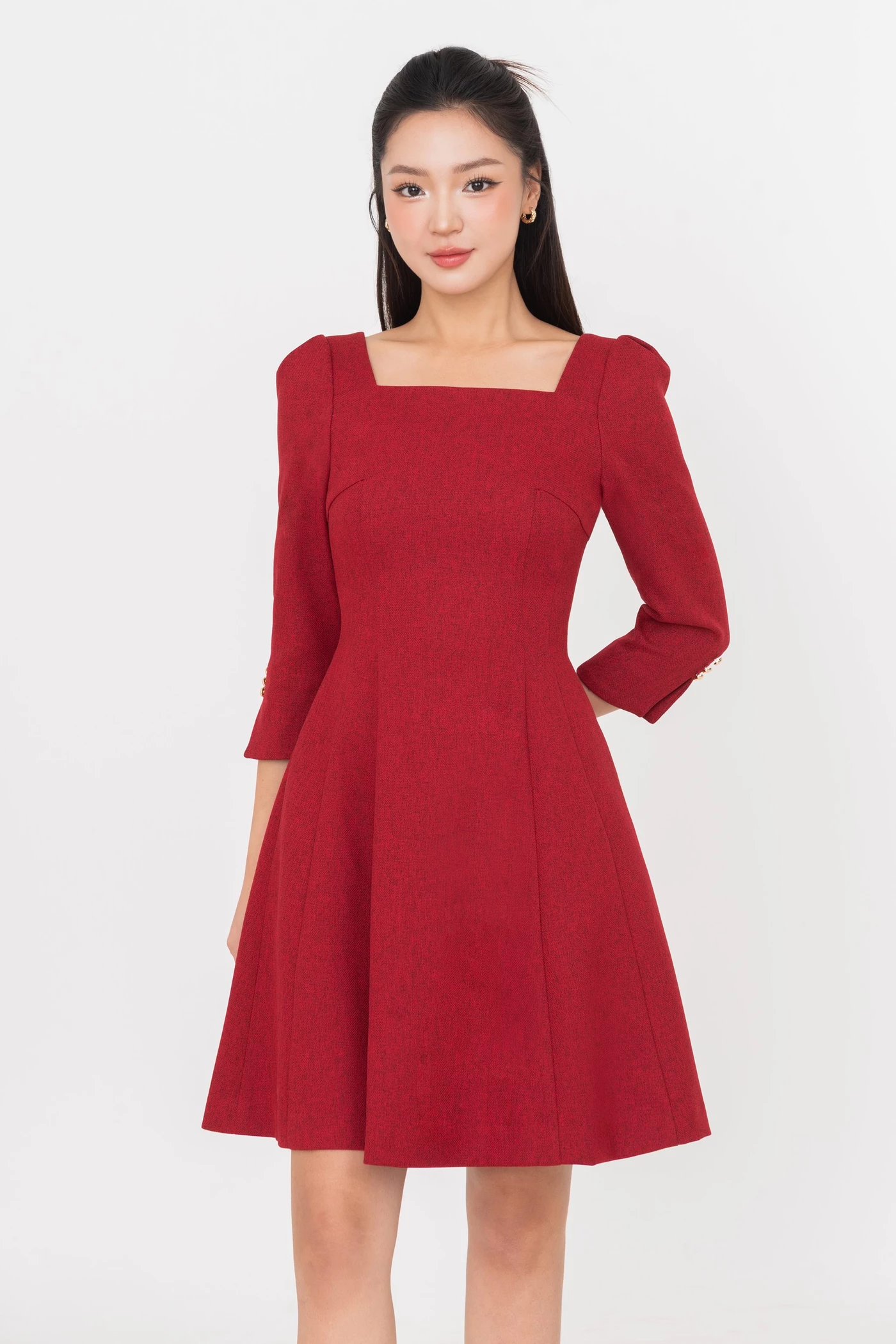 Đầm Tweed đỏ cổ vuông