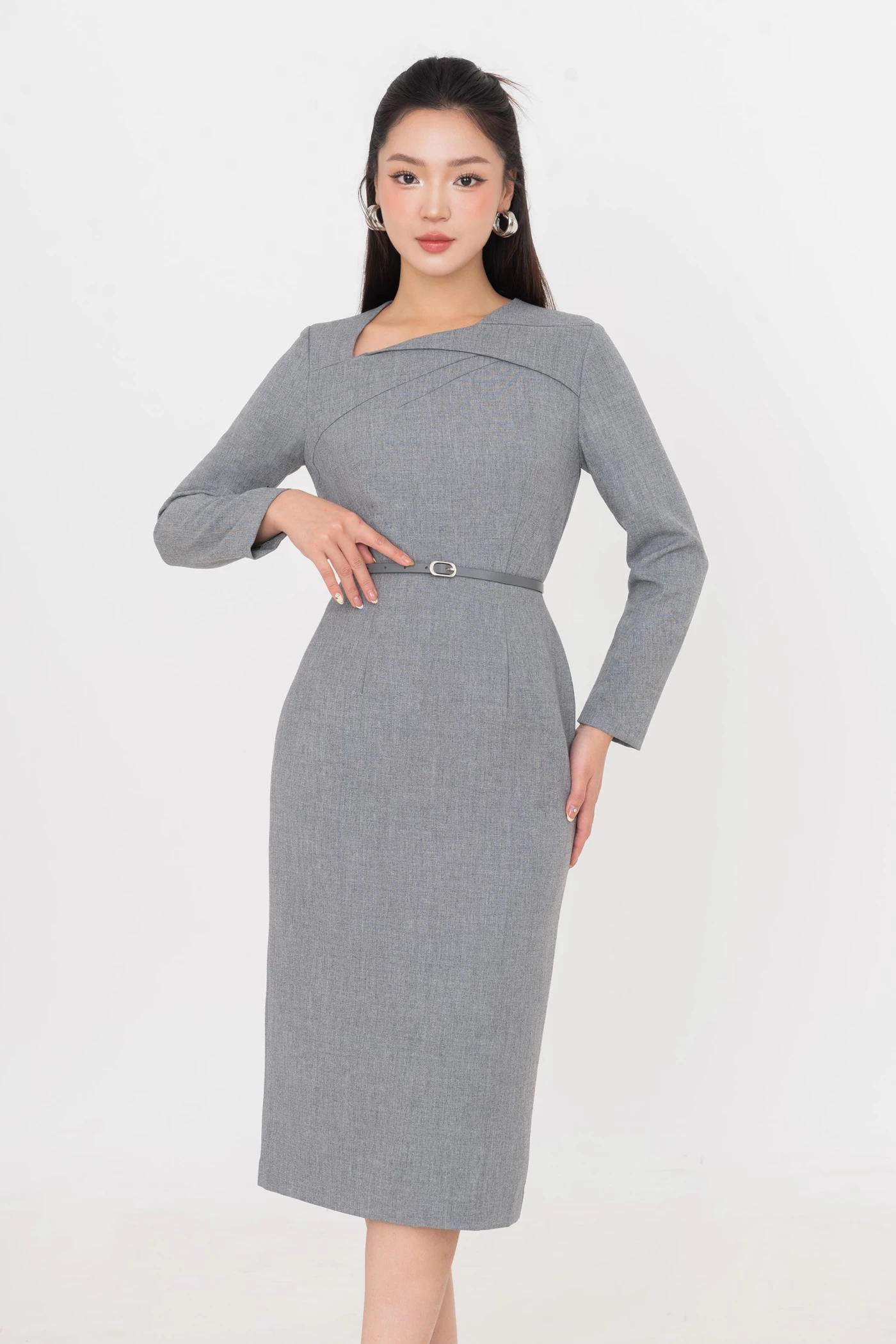 Đầm ôm cổ lệch Grace