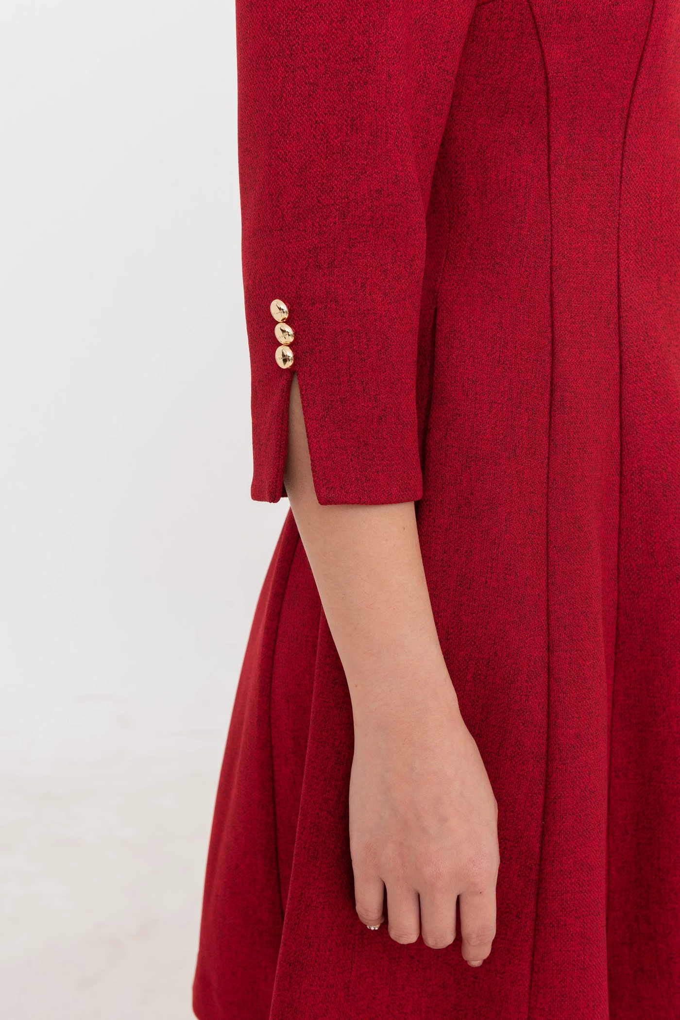 Đầm Tweed đỏ cổ vuông