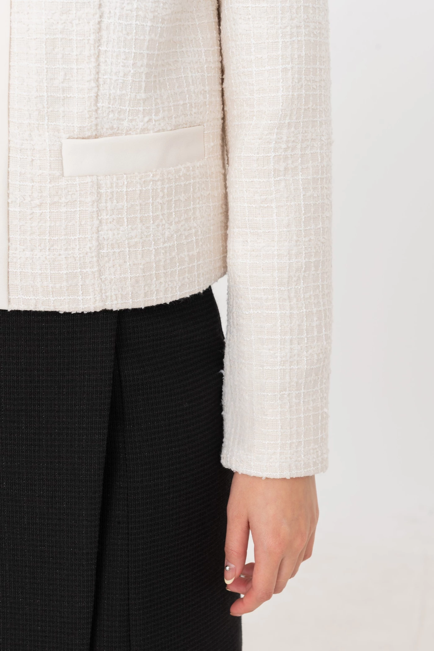 Áo Tweed Scarlet Aura