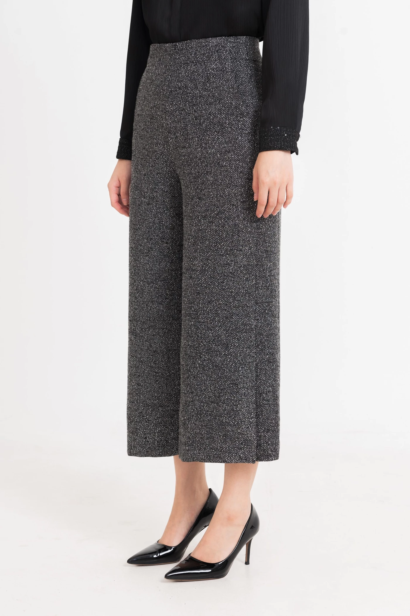 Quần dạ lửng ống suông