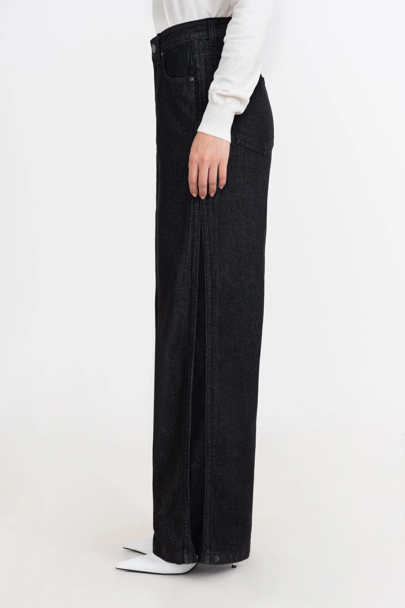 Quần Jeans ống suông Ladie