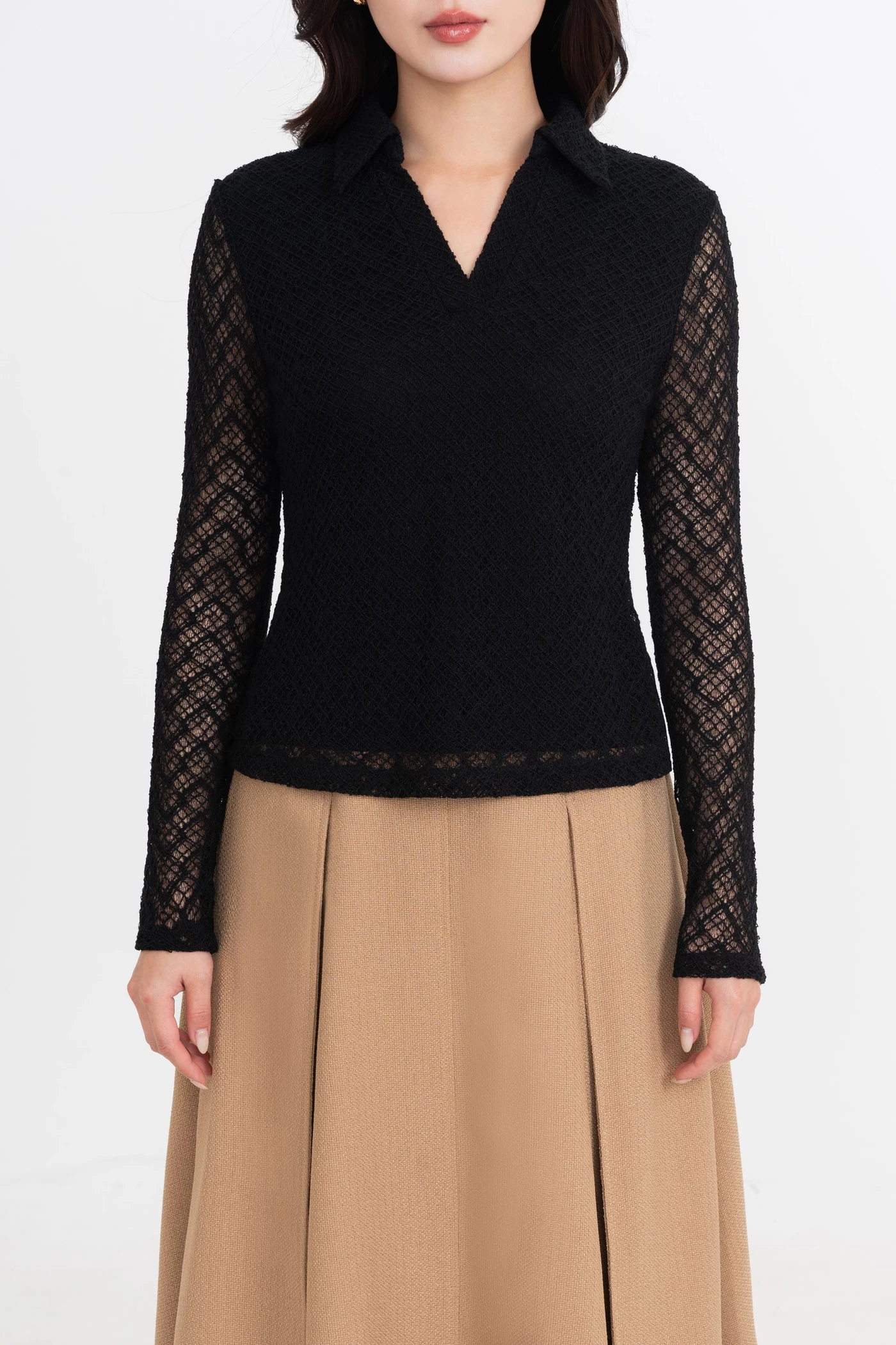 Áo thun ren Elise Grace