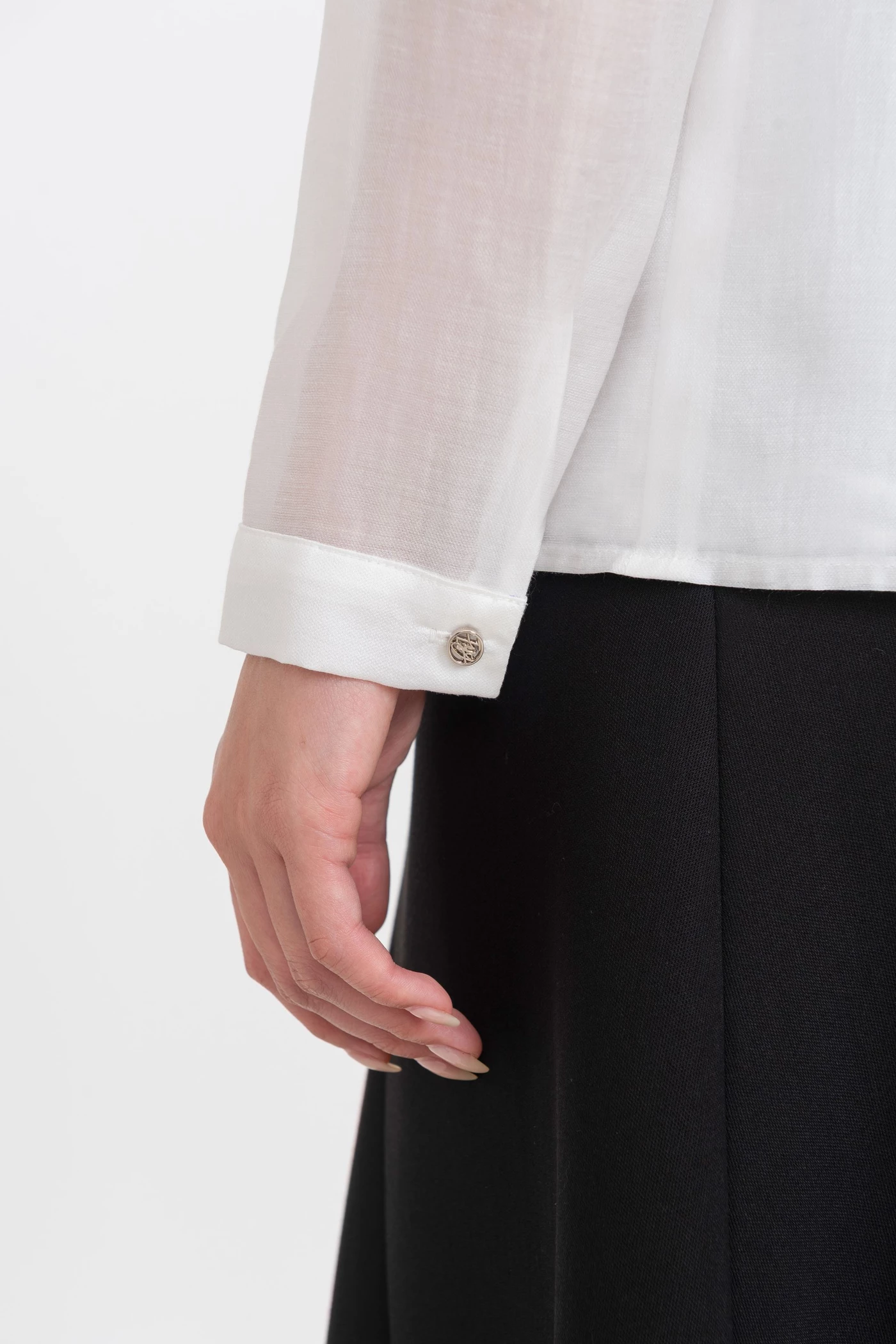 Áo sơ mi lụa Soft Grace