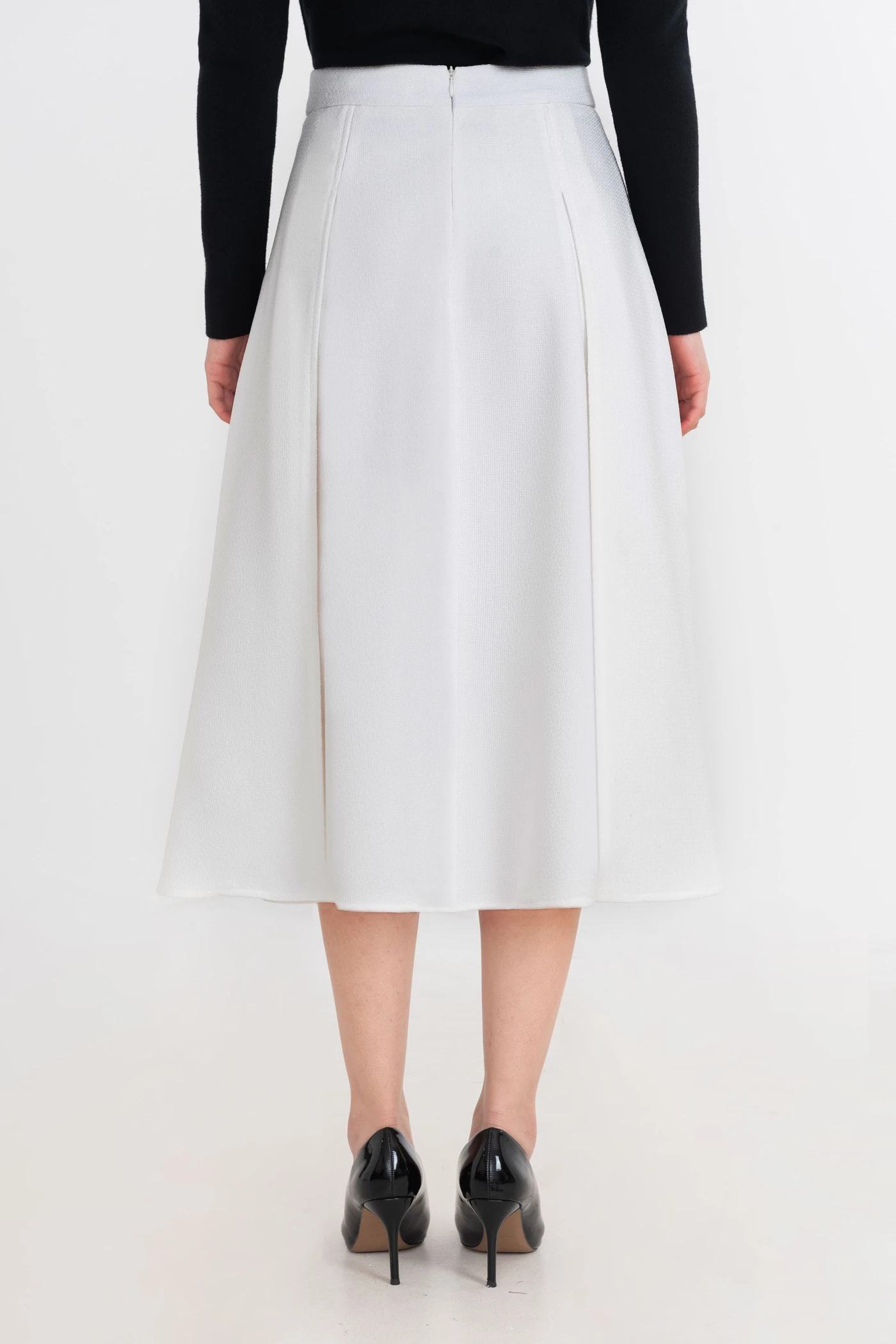 Chân váy xếp ly White Pleated