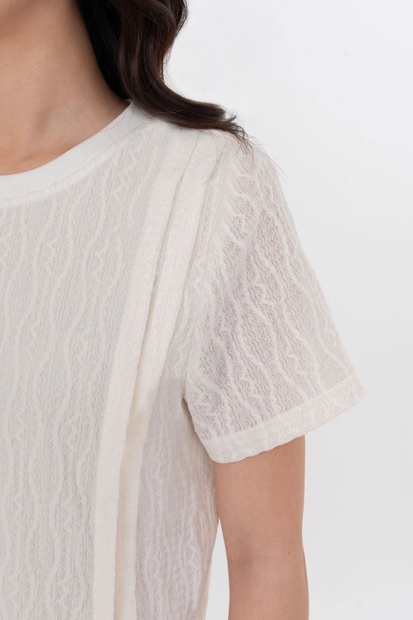 Áo thun dệt vân cổ tròn