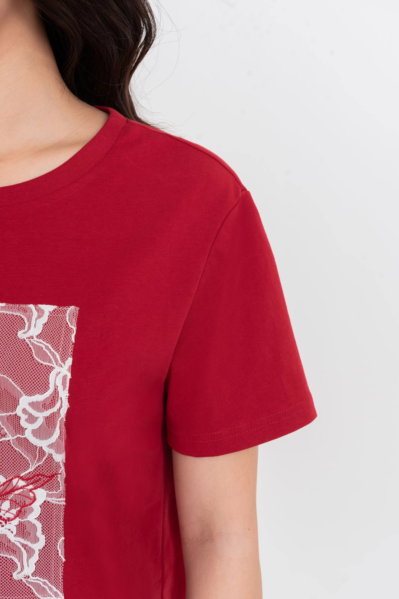 Áo thun họa tiết