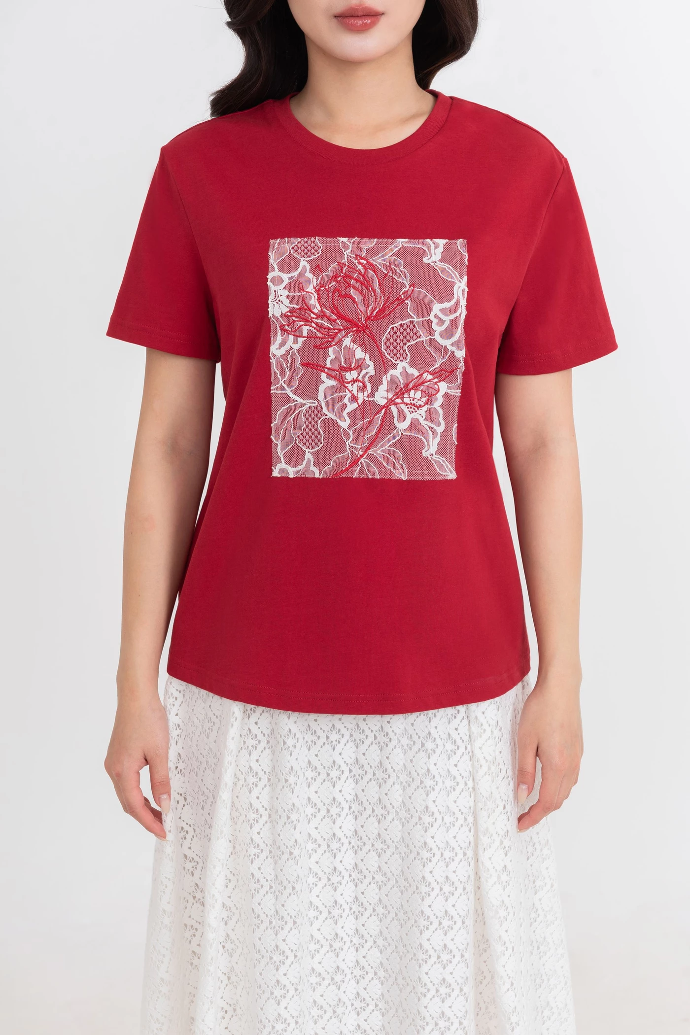 Áo thun họa tiết