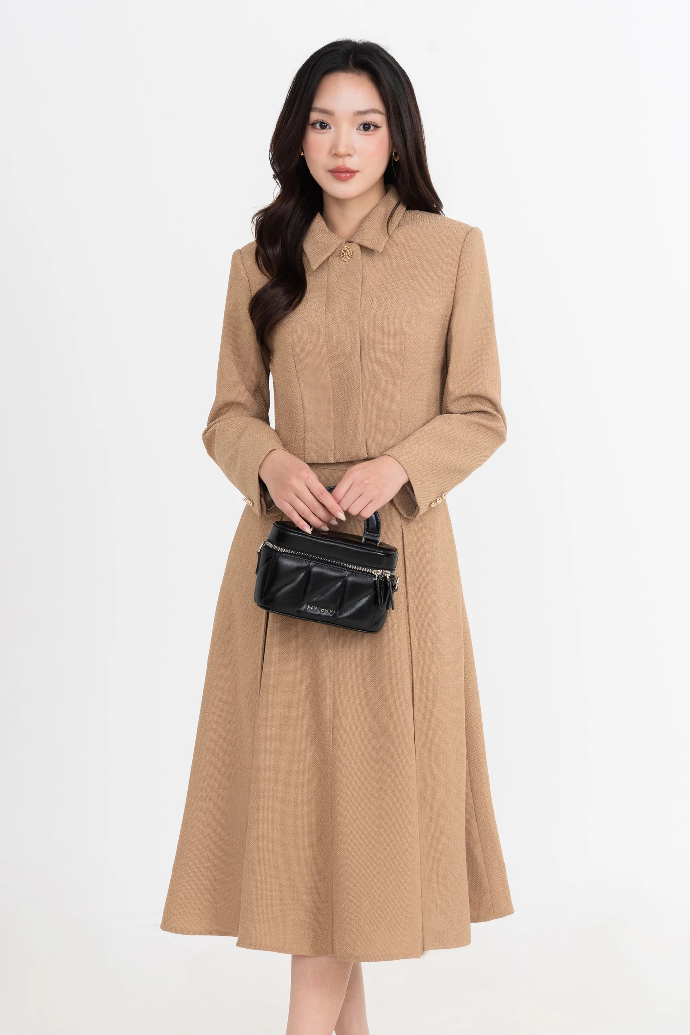 Áo khoác cổ đức Camille Cropped