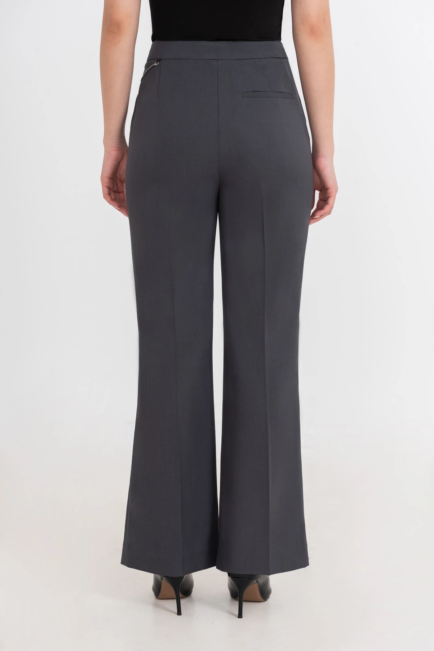 Quần âu ống loe classic