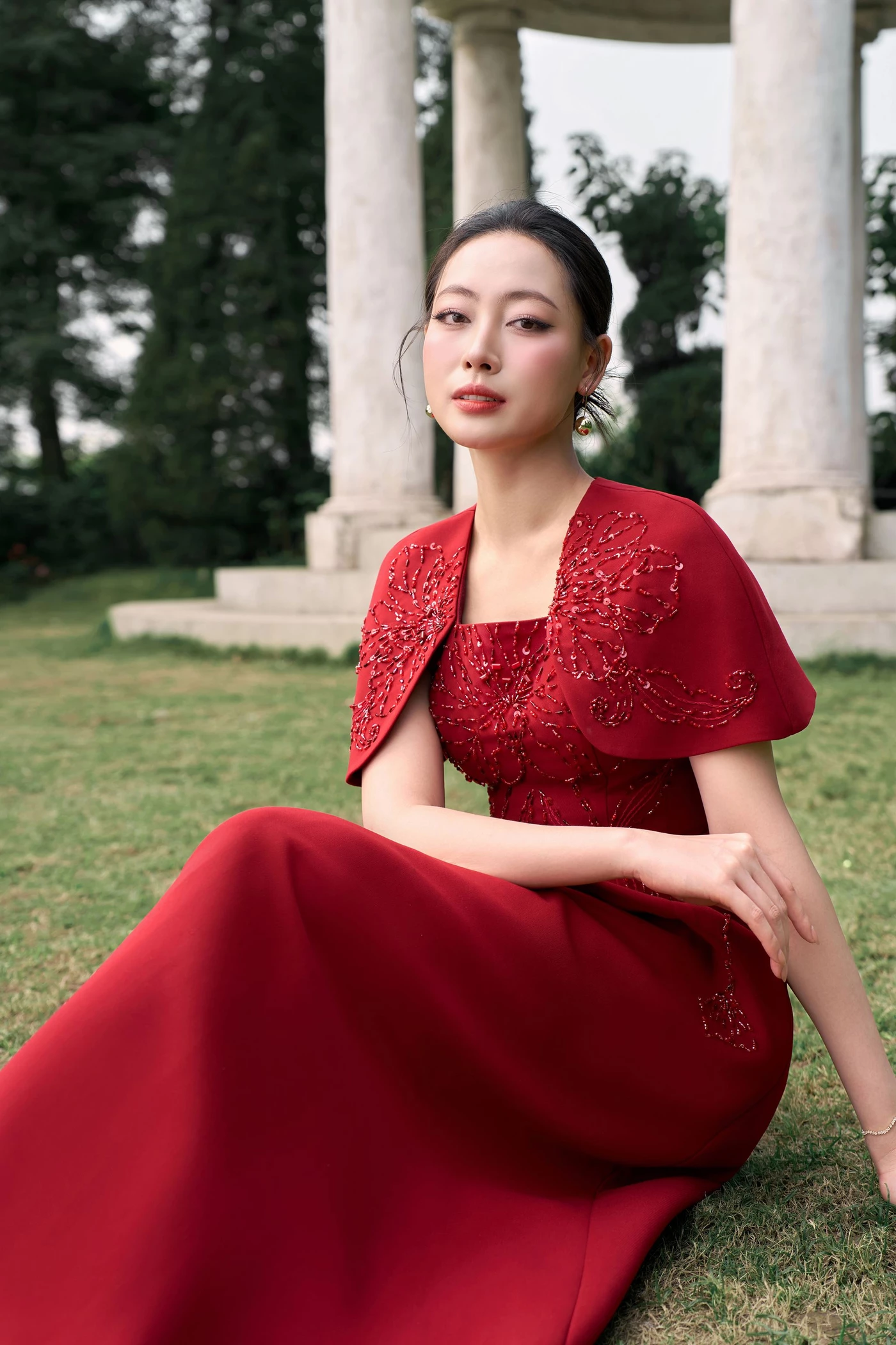 Ruby Starlit Dress - Đầm dạ hội tay pha lê