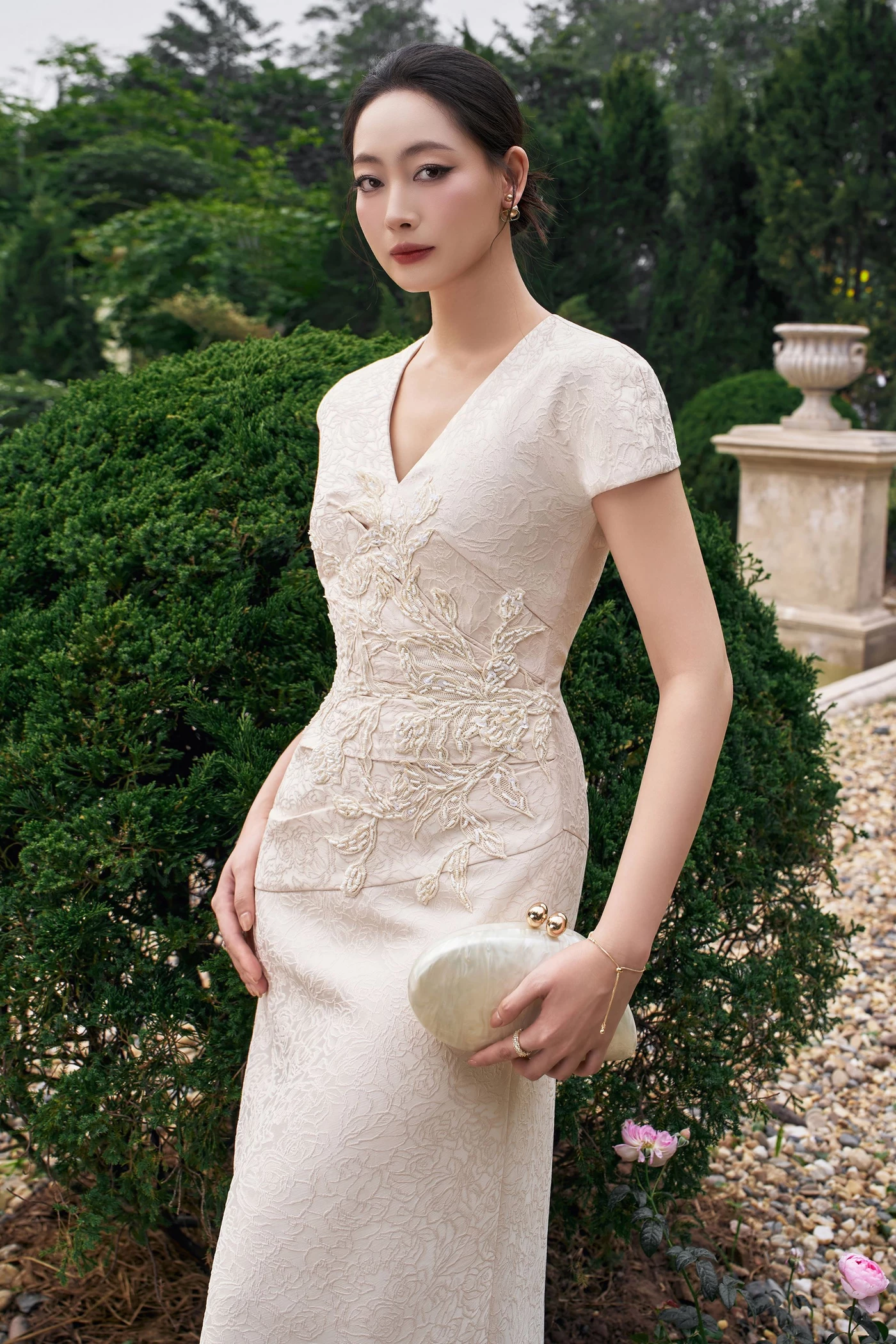 Ivory Fleur Dress - Đầm dạ hội thêu hoa