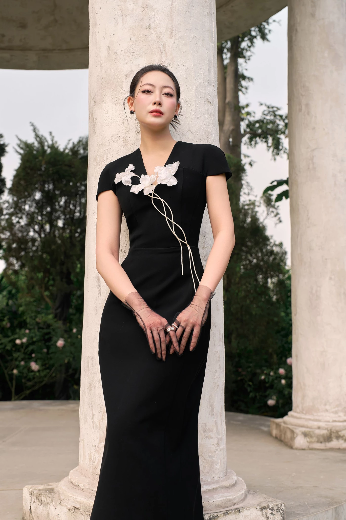 Noir Éternelle Dress - Đầm dạ hội hoa lụa