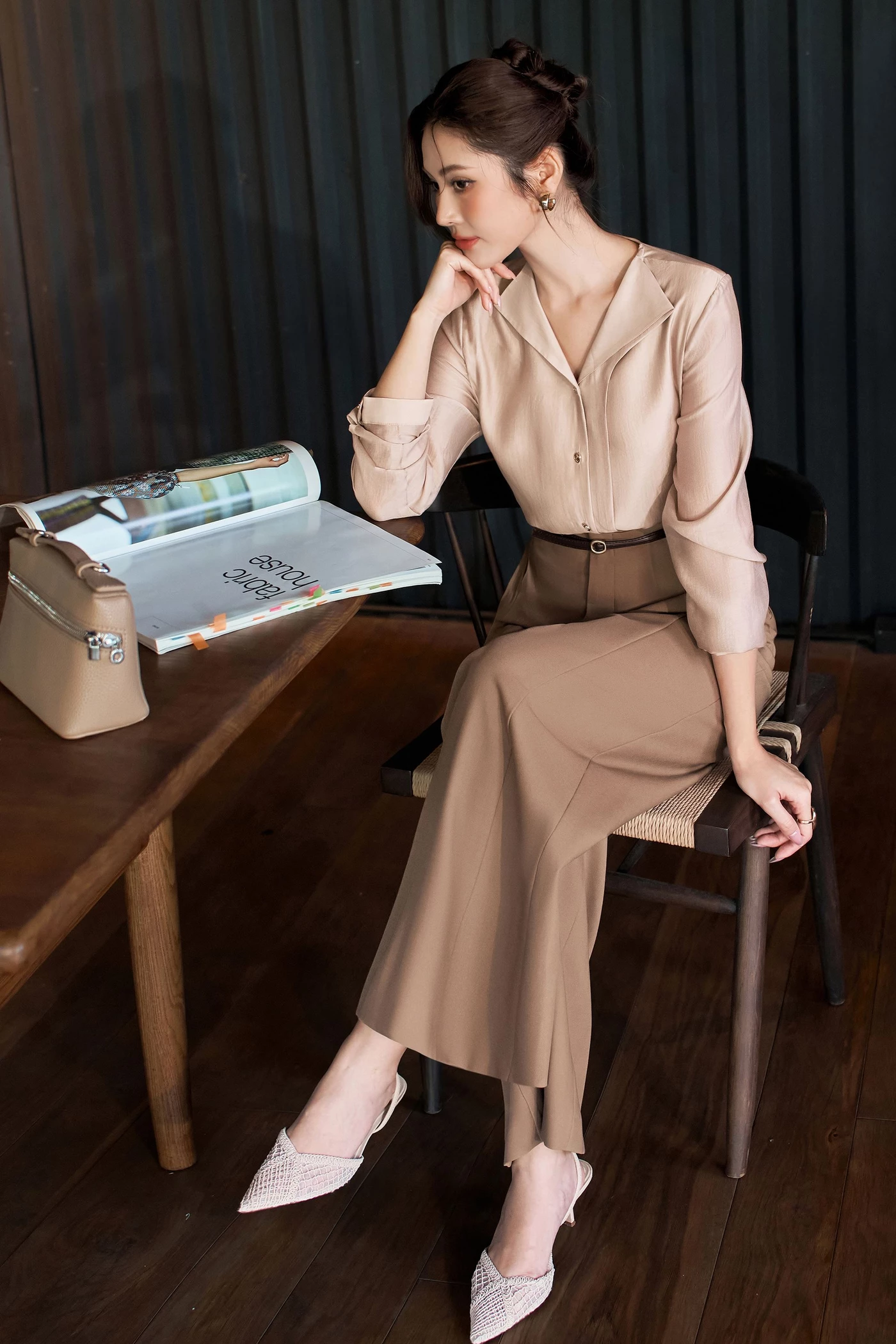 Áo sơ mi lụa Soft Grace