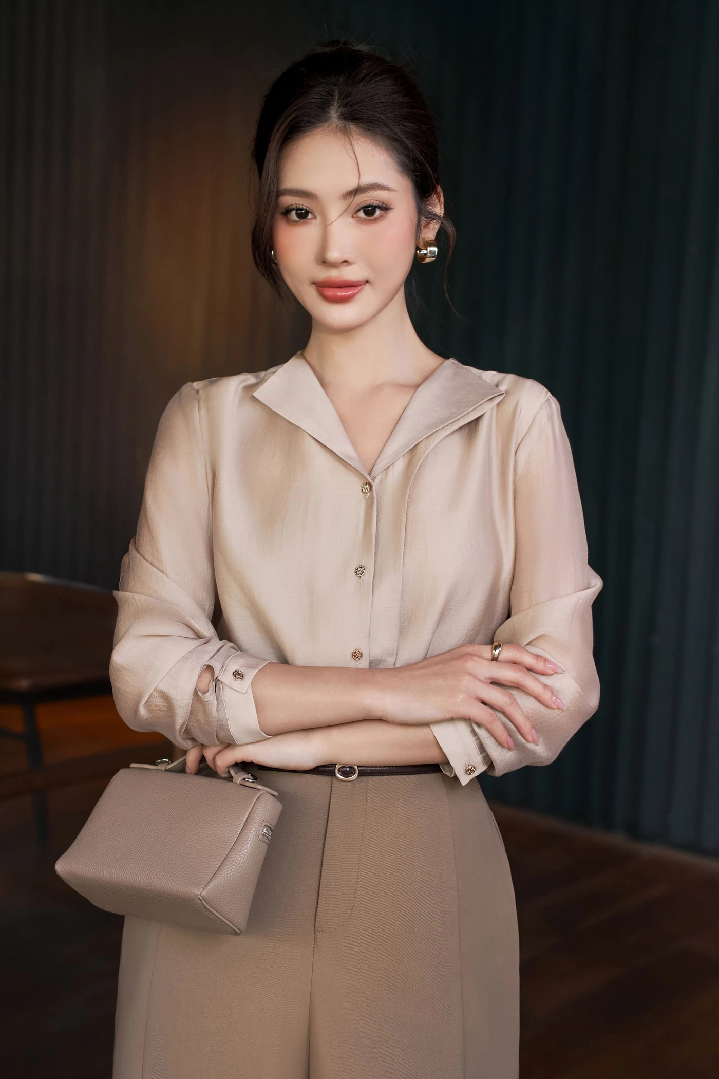 Áo sơ mi lụa Soft Grace