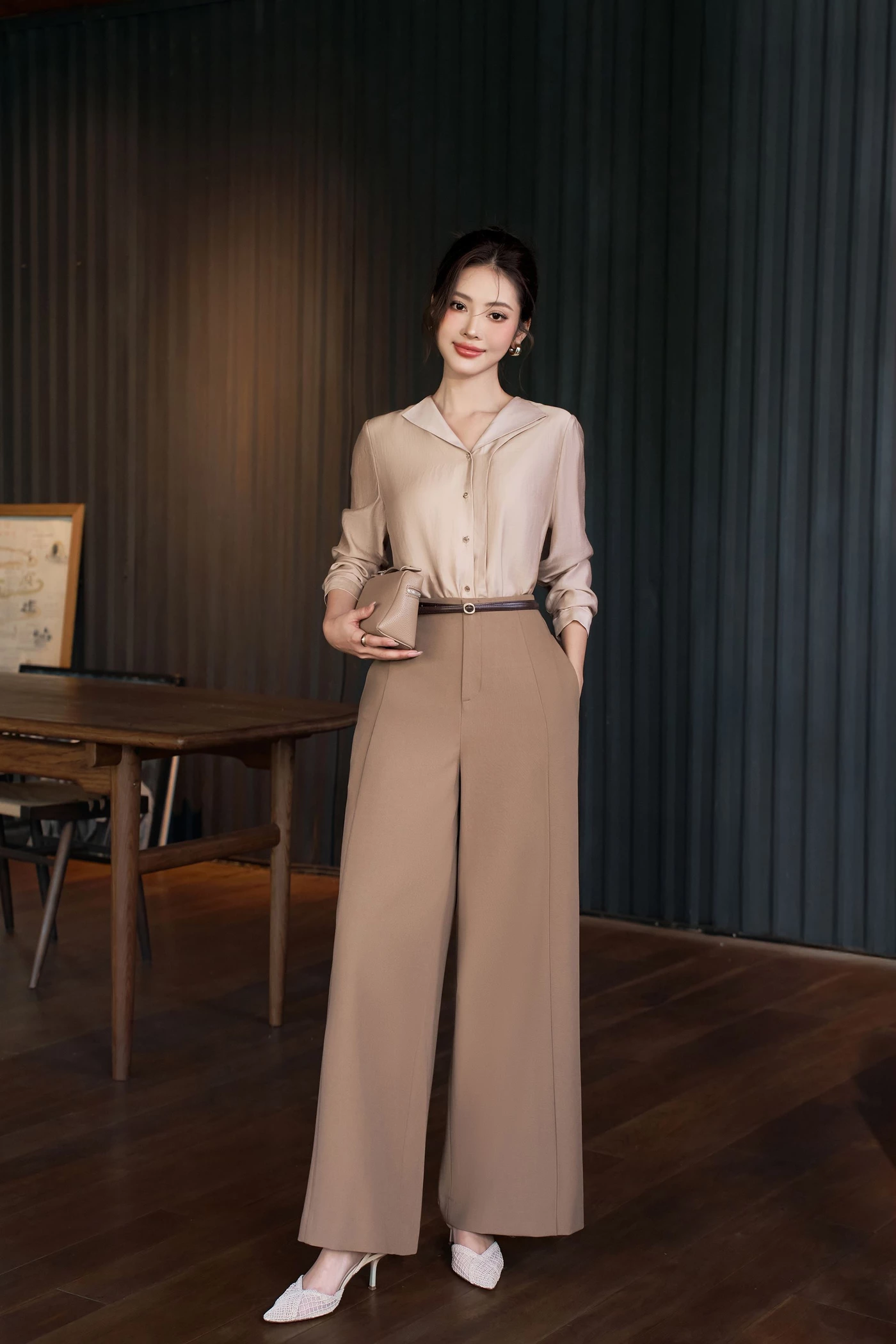 Áo sơ mi lụa Soft Grace