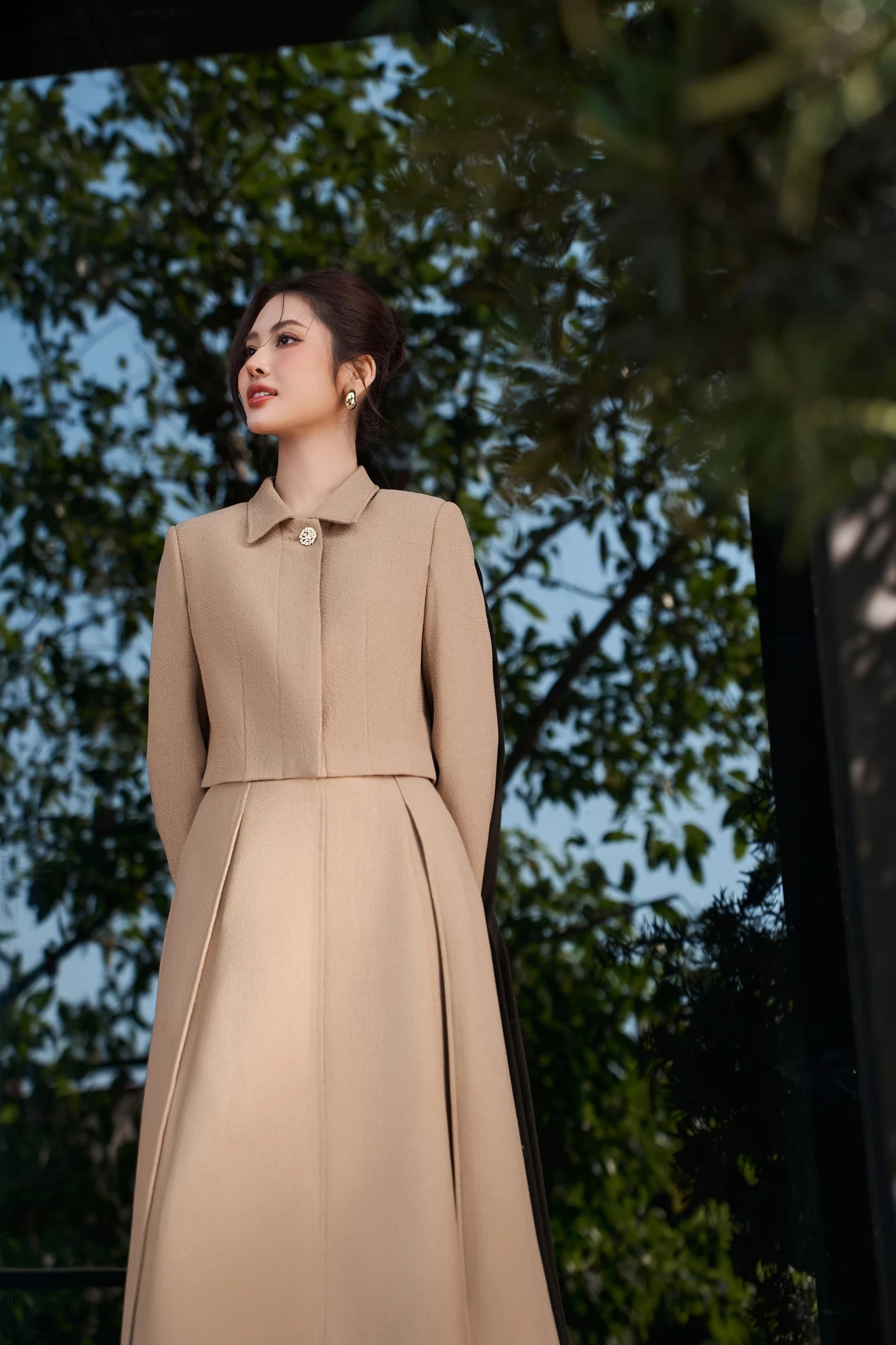 Áo khoác cổ đức Camille Cropped