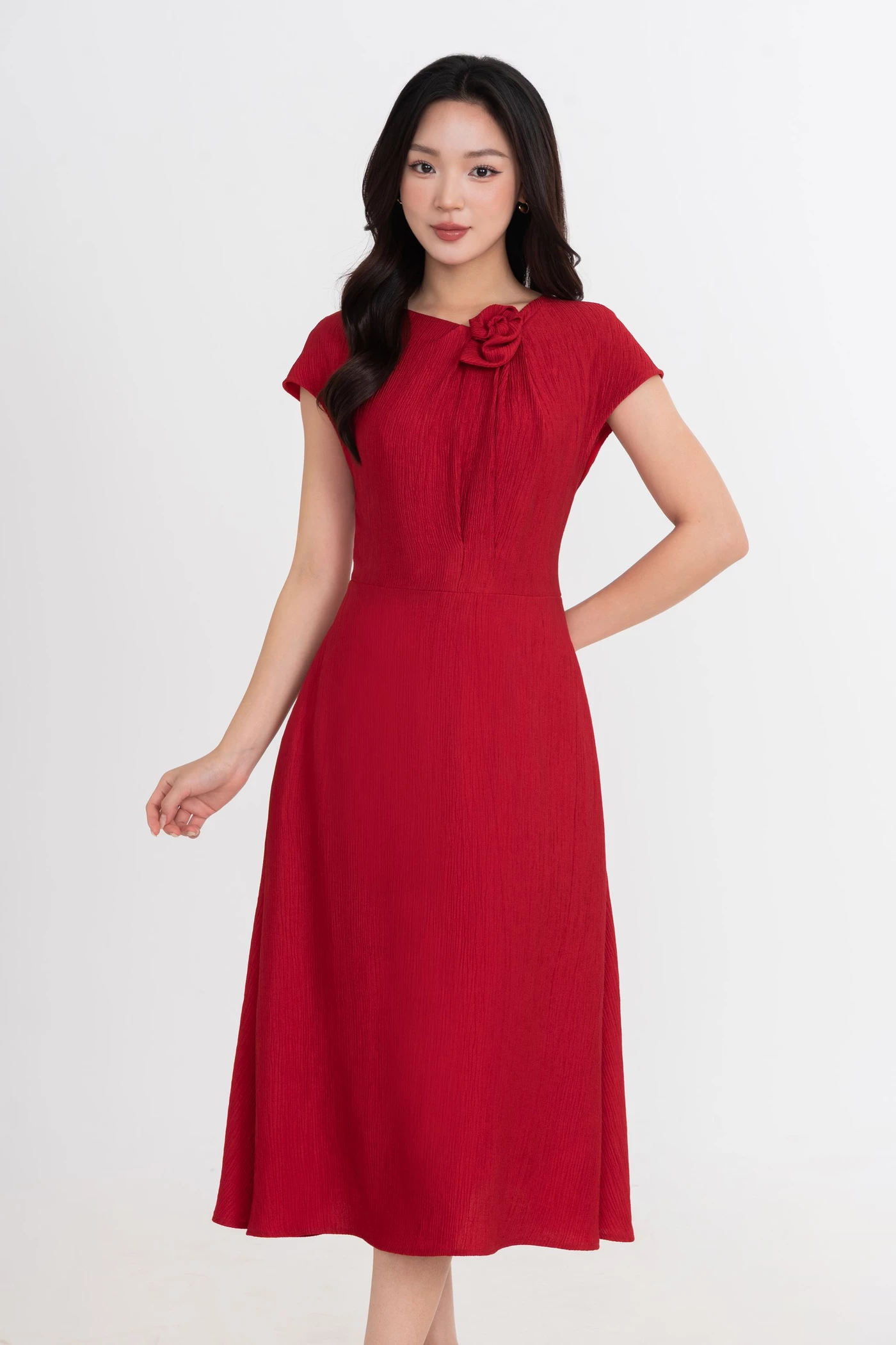 Đầm xòe đỏ Camellia