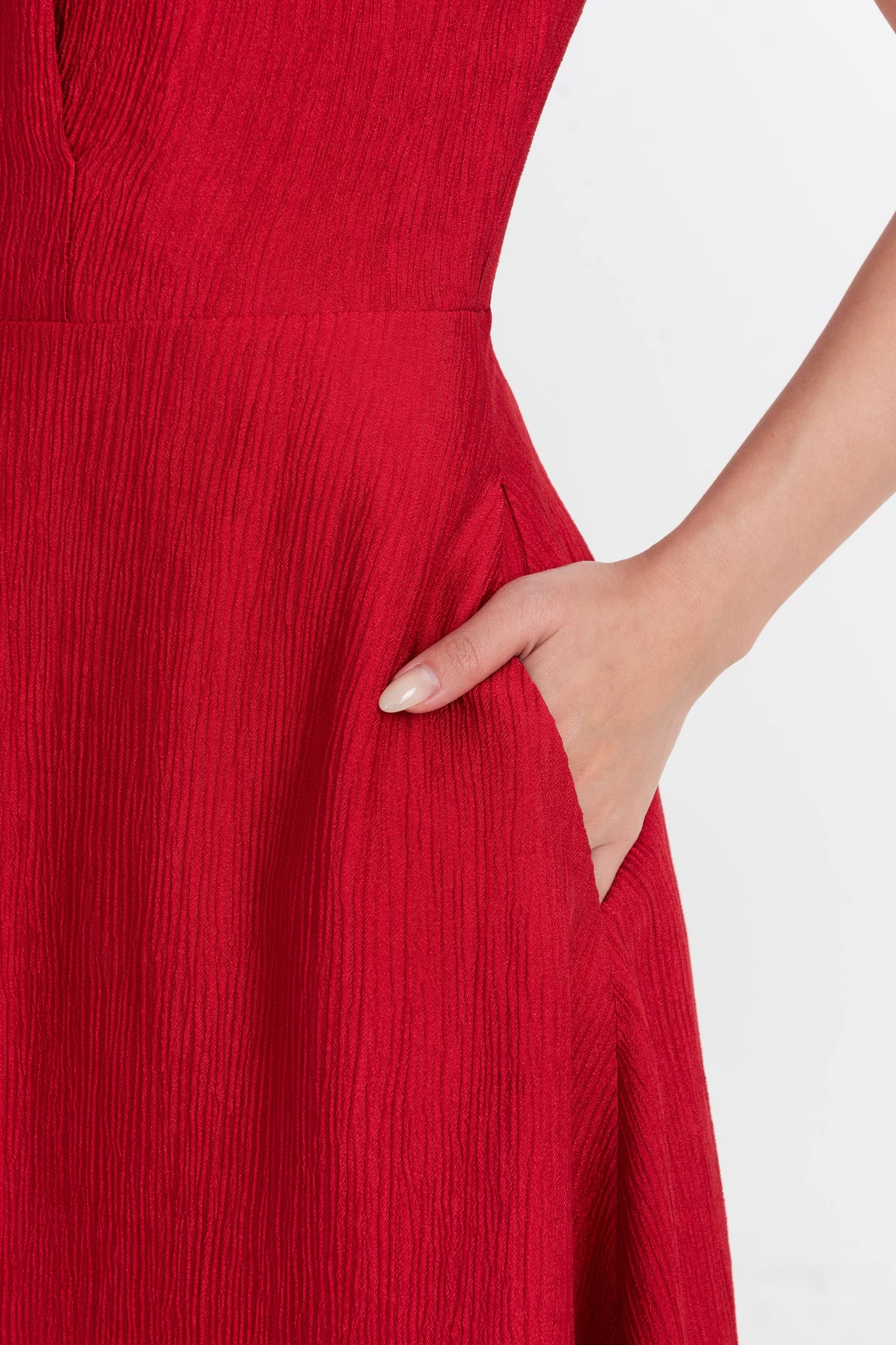 Đầm xòe đỏ Camellia